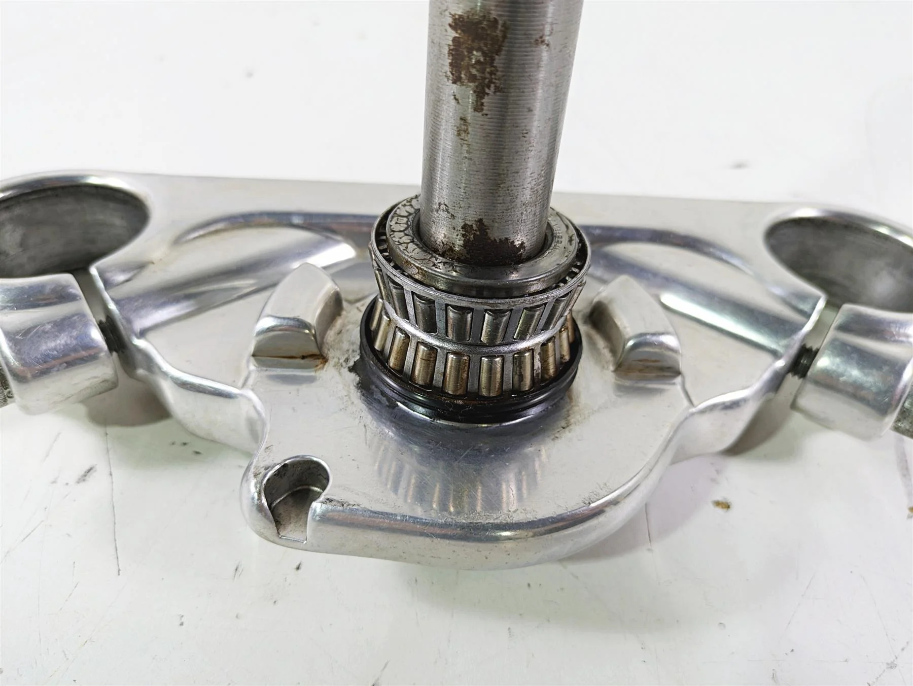 2015 Harley FXDL Dyna Low Rider Lower Triple Tree Steering Clamp 49mm 45539-08 - Image 5