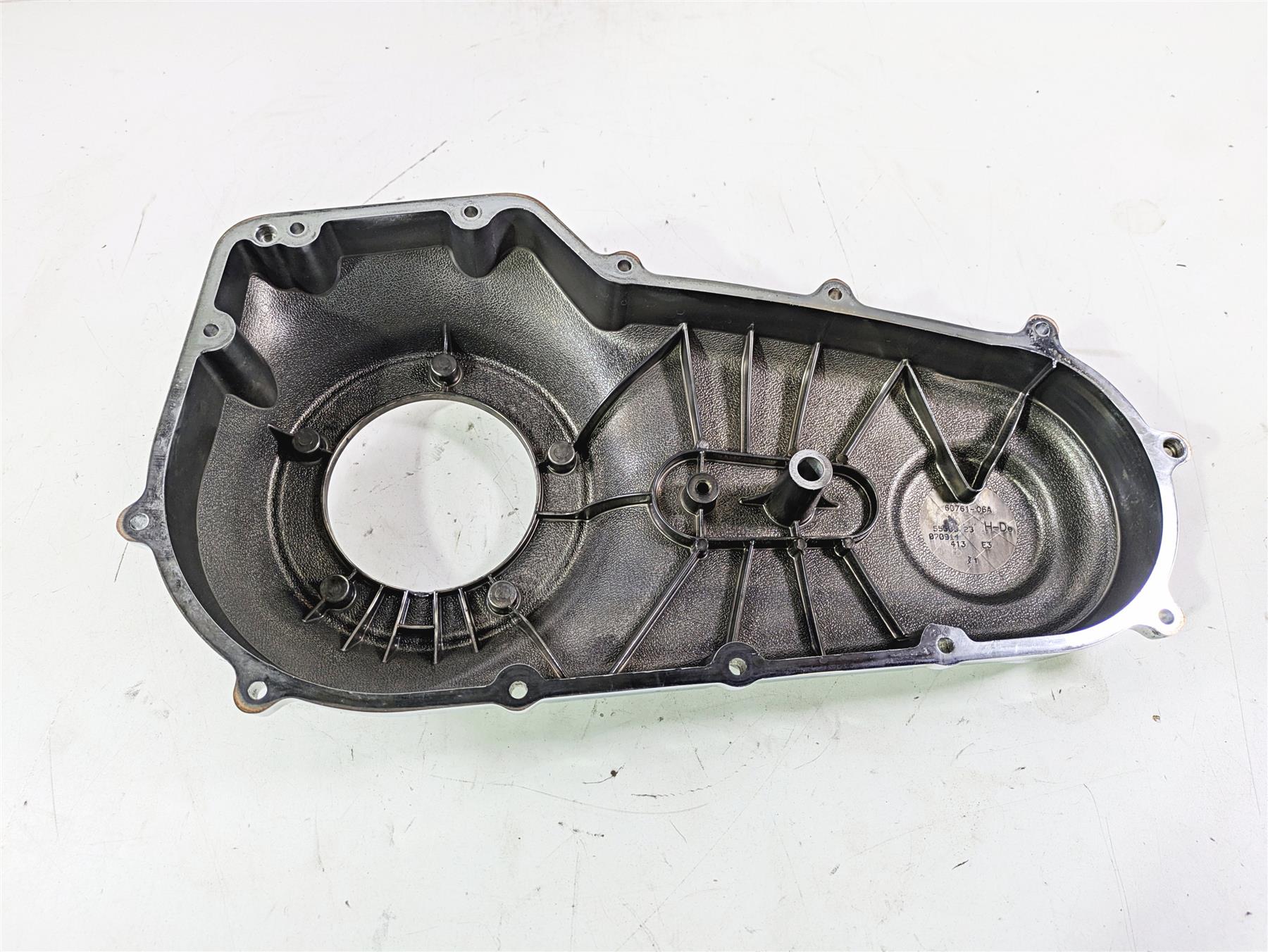 2015 Harley FXDL Dyna Low Rider Outer Primary Drive Clutch Cover -Mid 60761-06A - Image 2