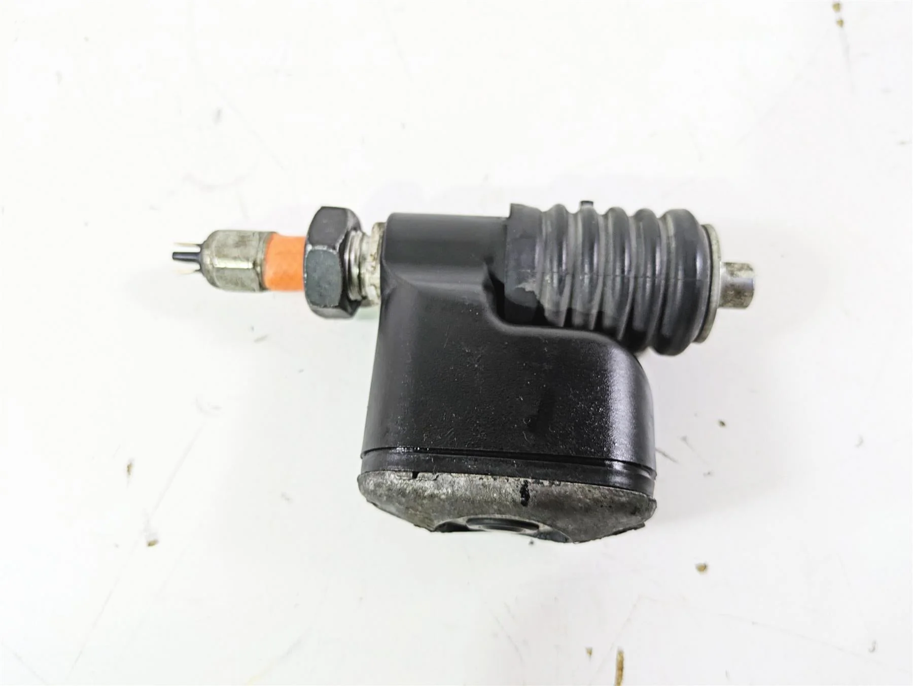 2015 Harley FXDL Dyna Low Rider Rear Brake Master Cylinder READ 41700065A - Image 9