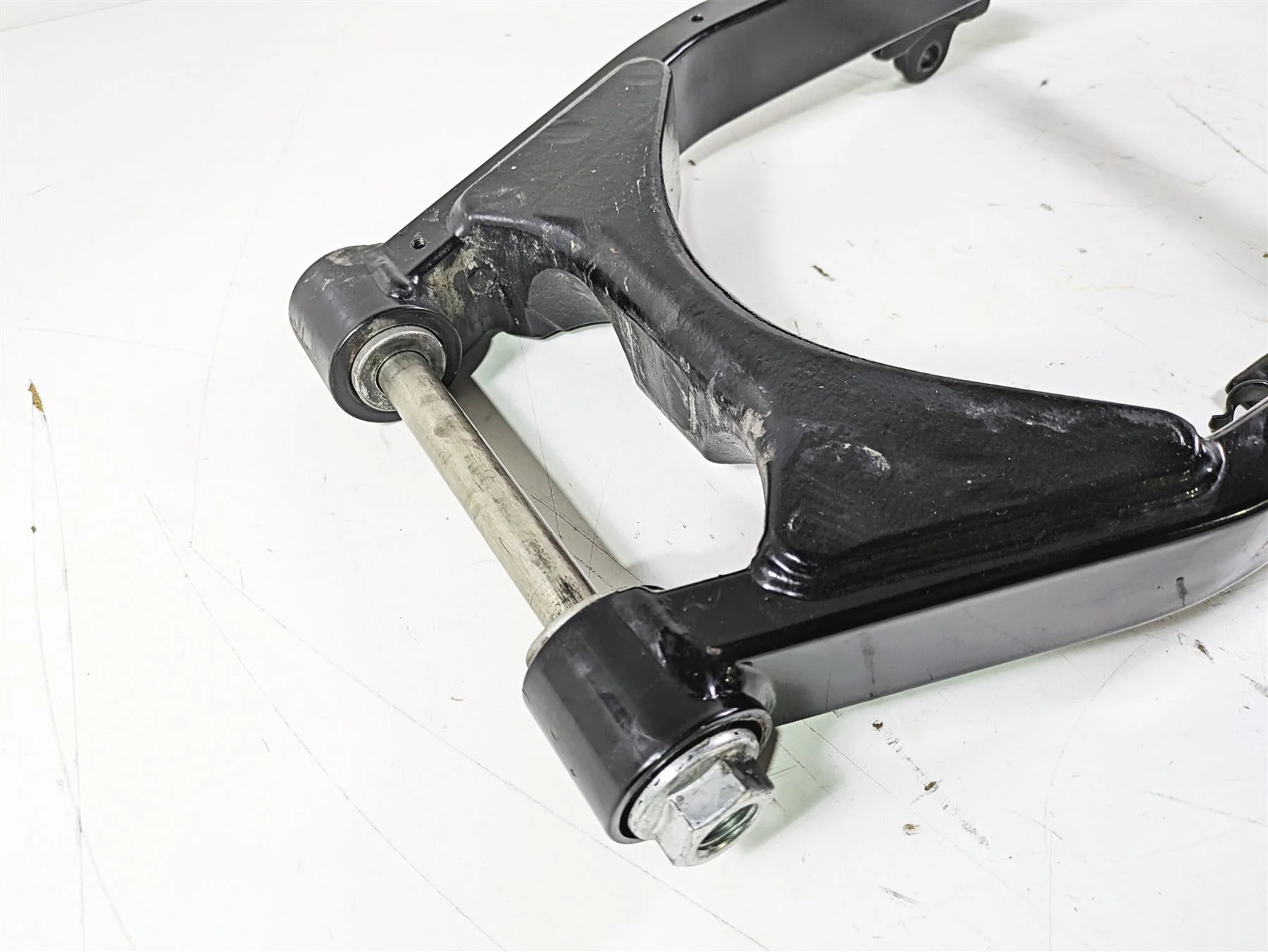 2015 Harley FXDL Dyna Low Rider Rear Swingarm & Belt Guards 25mm Axle 47820-10 - Image 12