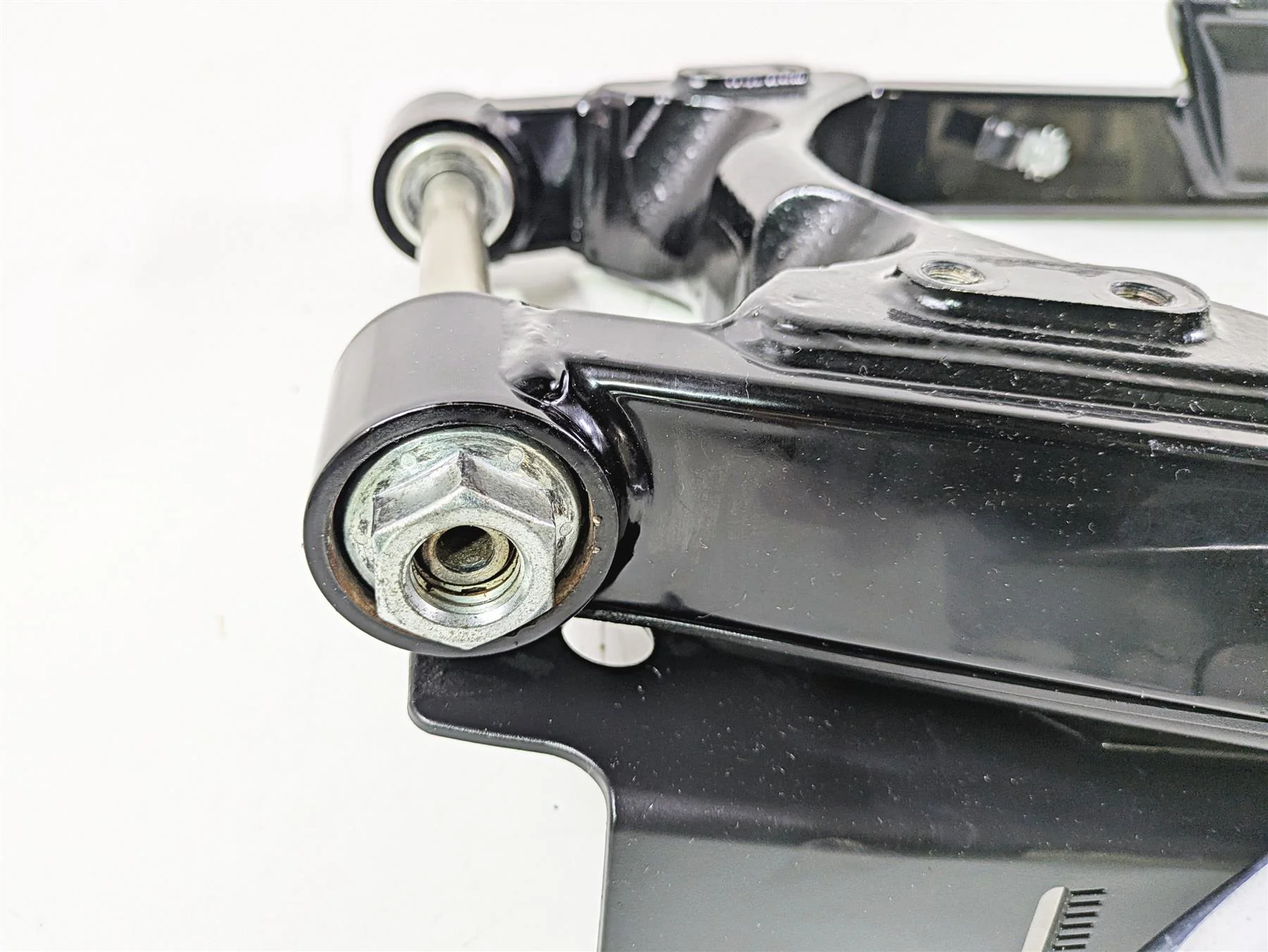 2015 Harley FXDL Dyna Low Rider Rear Swingarm & Belt Guards 47820-10 - Image 9