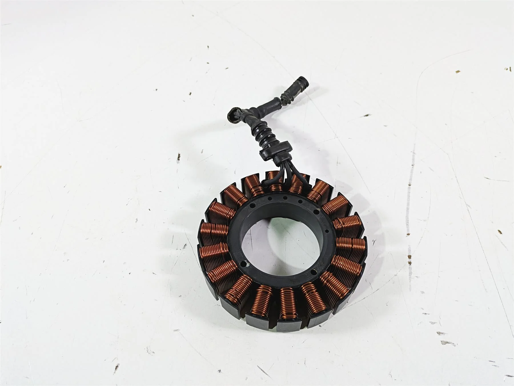 2015 Harley FXDL Dyna Low Rider Stator Alternator Generator 30017-08 - Image 2