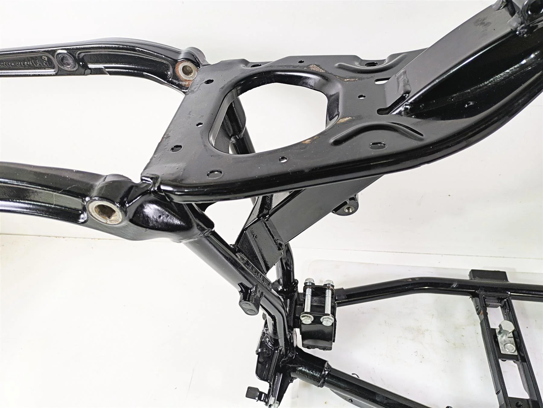 2015 Harley FXDL Dyna Low Rider Straight Main 29dgr Frame Chassis With Texas Salvage Title 47745-06B - Image 11