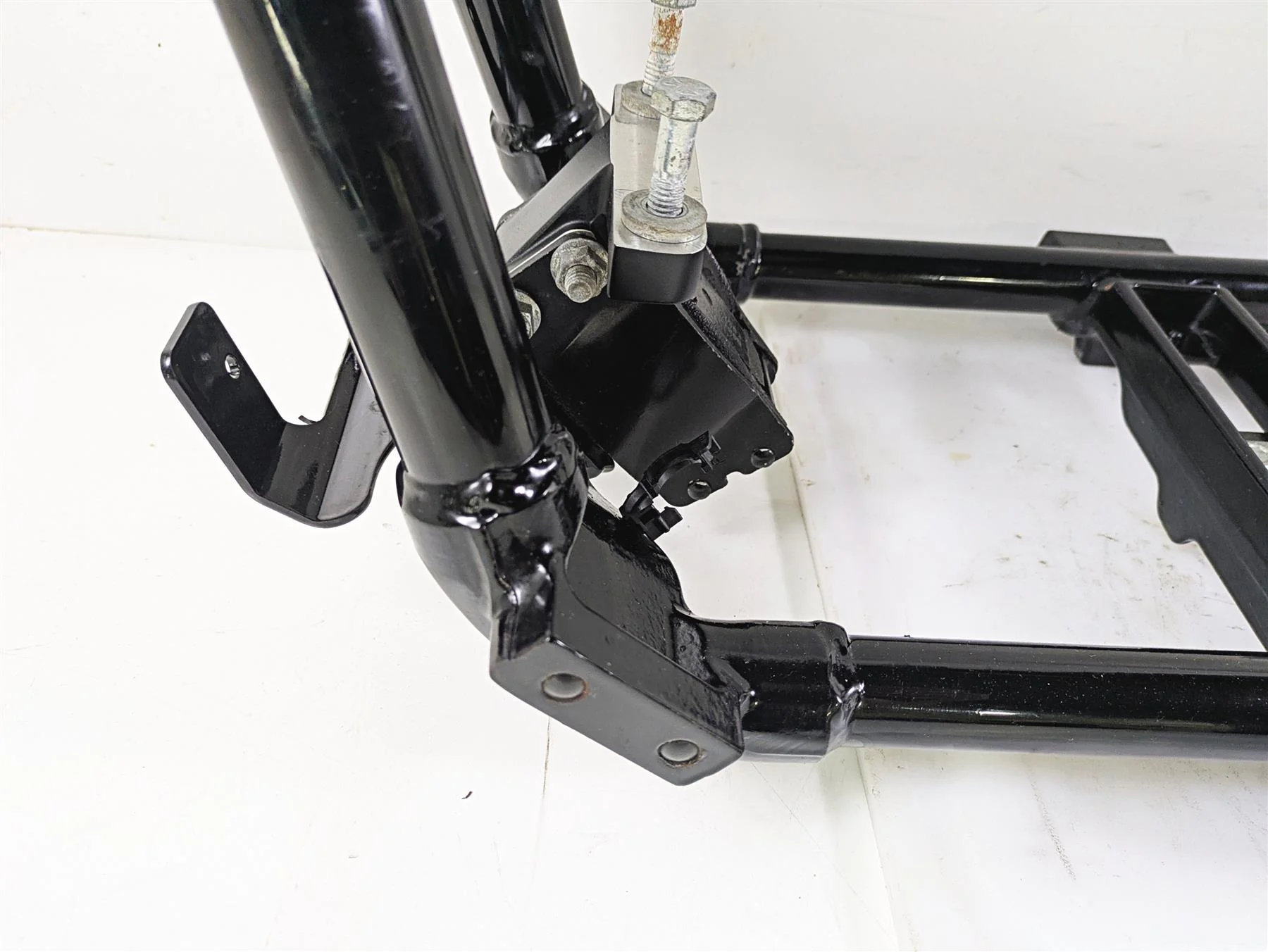 2015 Harley FXDL Dyna Low Rider Straight Main 29dgr Frame Chassis With Texas Salvage Title 47745-06B - Image 4