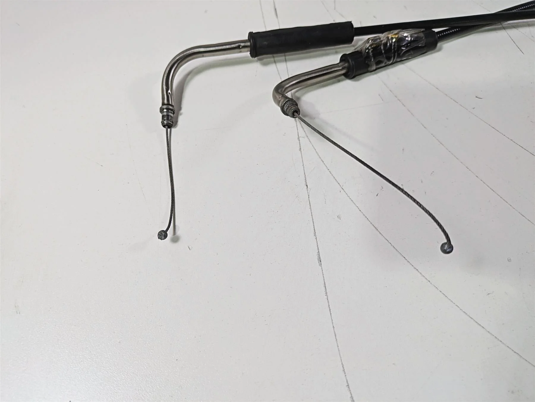 2015 Harley FXDL Dyna Low Rider Tall Bars Throttle Cable & Brake Line - Image 12