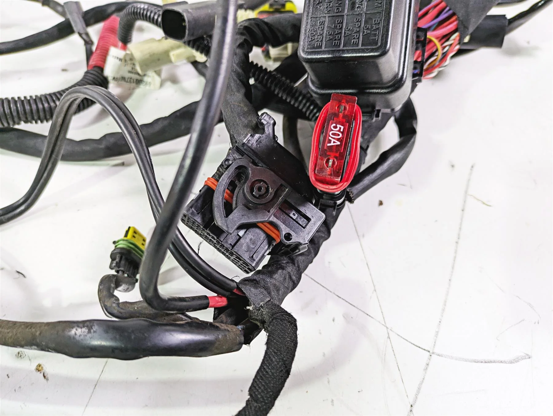 2016 Harley Touring FLTRX Road Glide Main Wiring Harness Loom 69201322A - Image 4