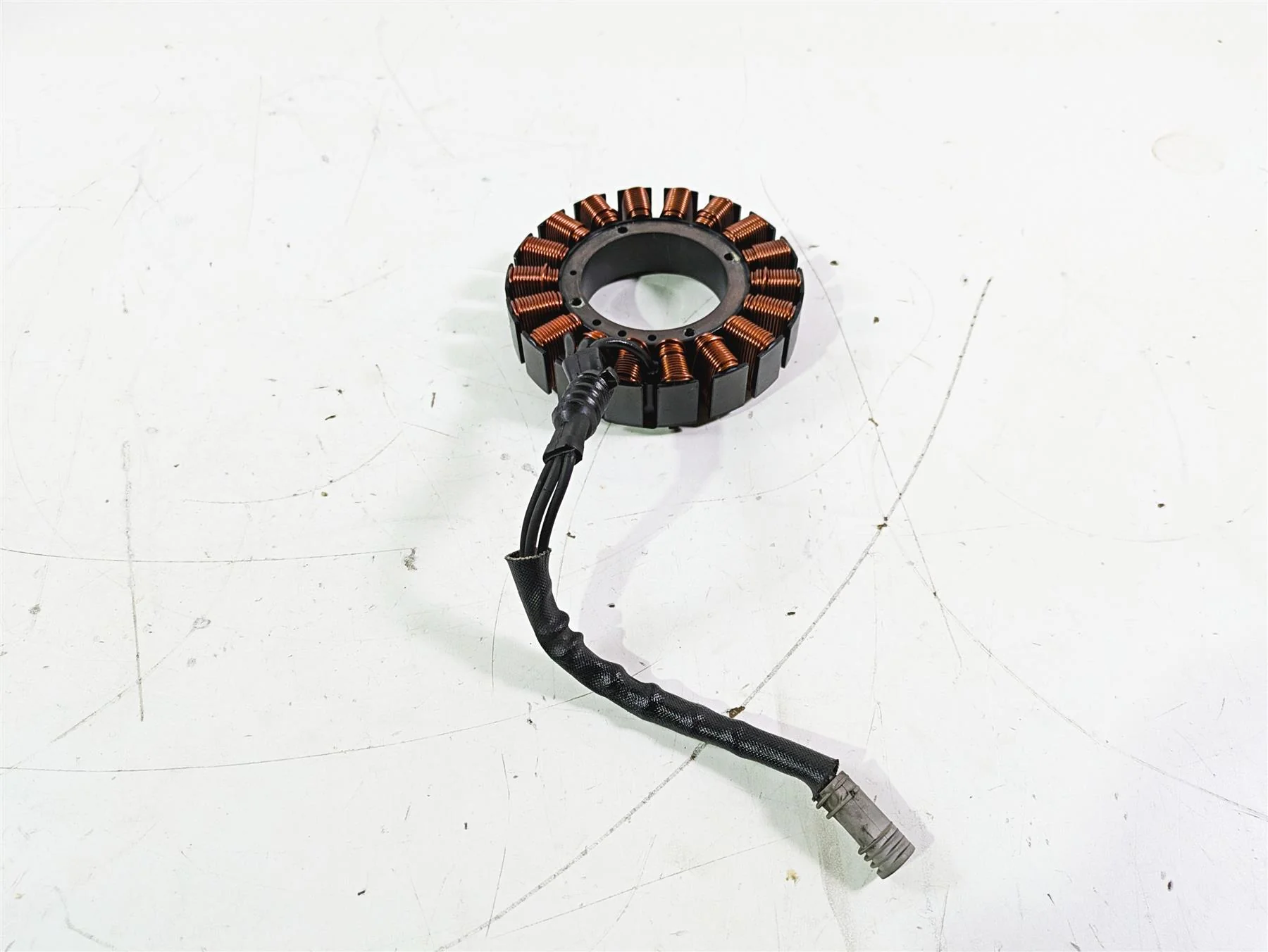 2015 Harley Touring FLHTKL E -Glide Low Alternator Generator Stator 29987-06D - Image 3