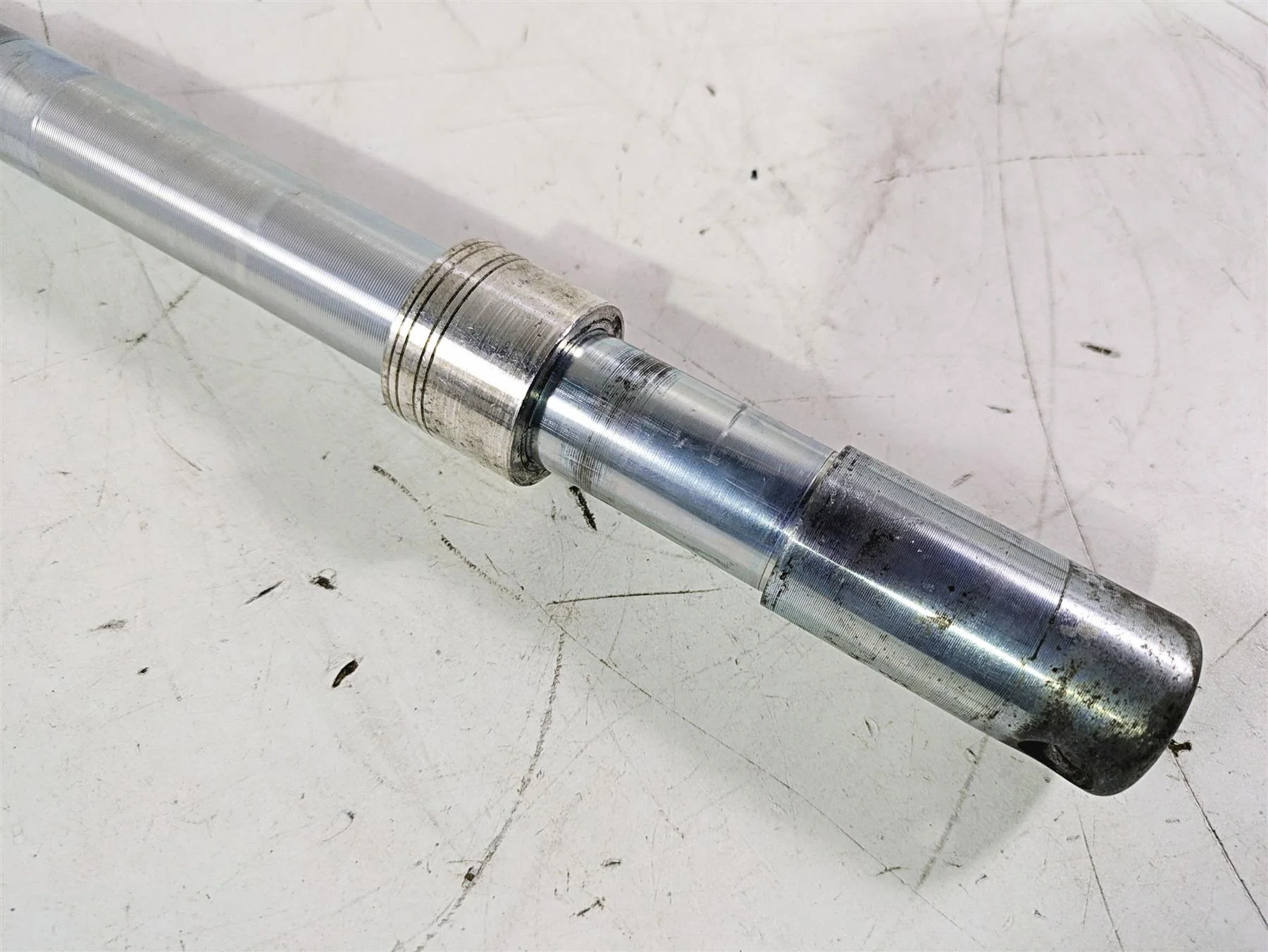 2015 Harley Touring FLHTKL E -Glide Low Front Axle Wheel Spindle 25mm 41547-07A - Image 7