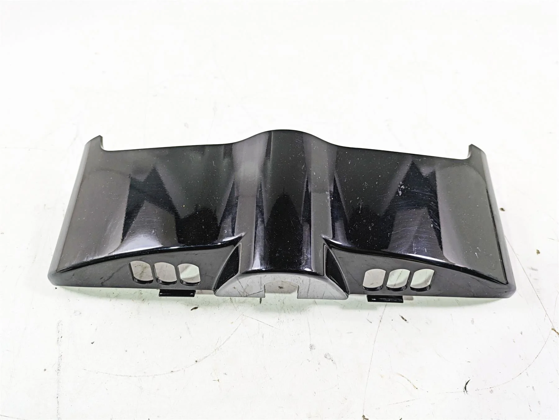 2015 Harley Touring FLHTKL E -Glide Low Ignition Switch Cover 70900137
