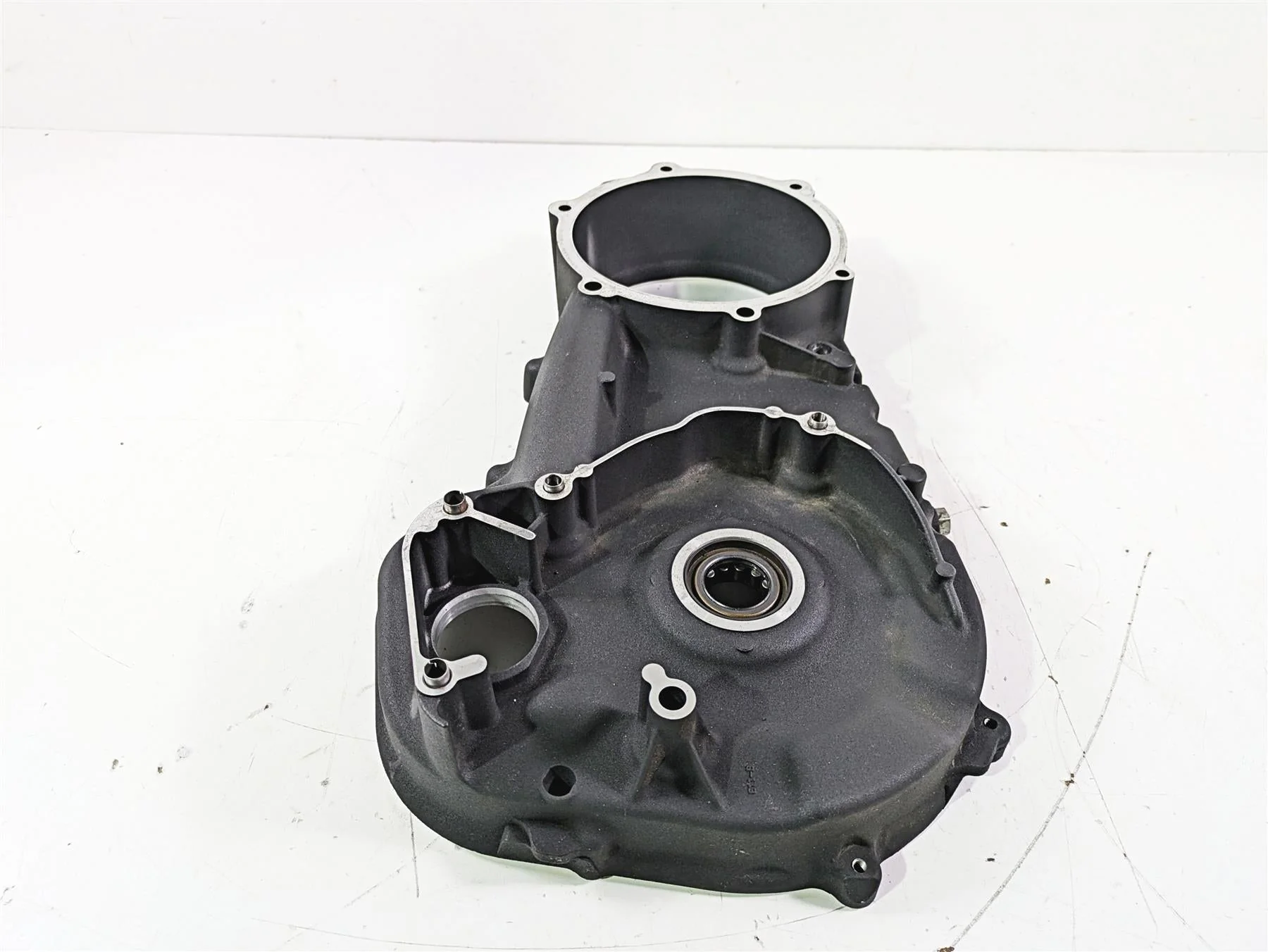 2015 Harley Touring FLHTKL E -Glide Low Inner Primary Clutch Cover 60677-07A - Image 4