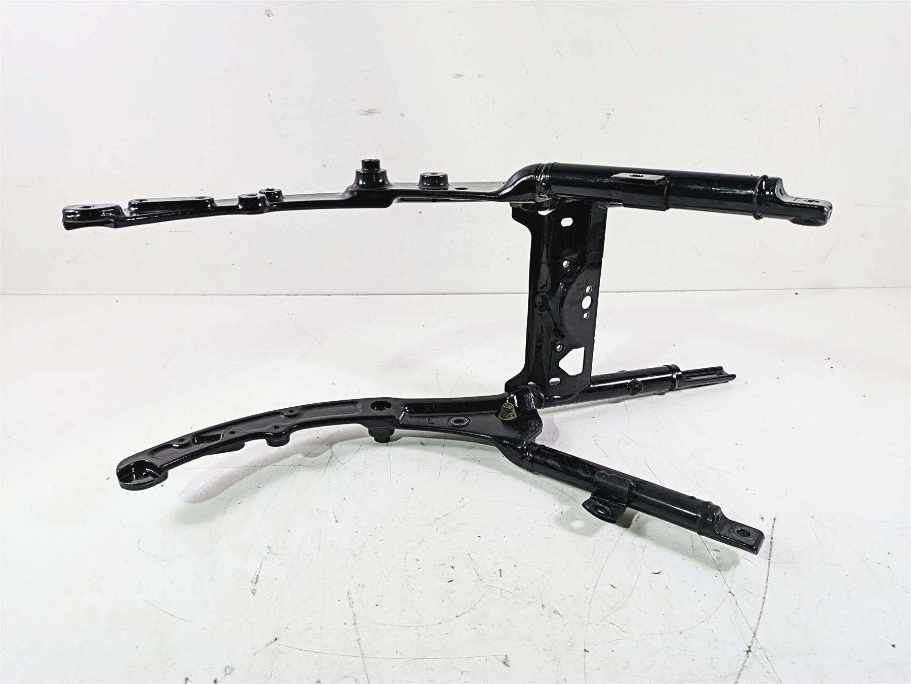 2015 Harley Touring FLHTKL E -Glide Low Rear Sub Frame Subframe 48079-09BHP - Image 10