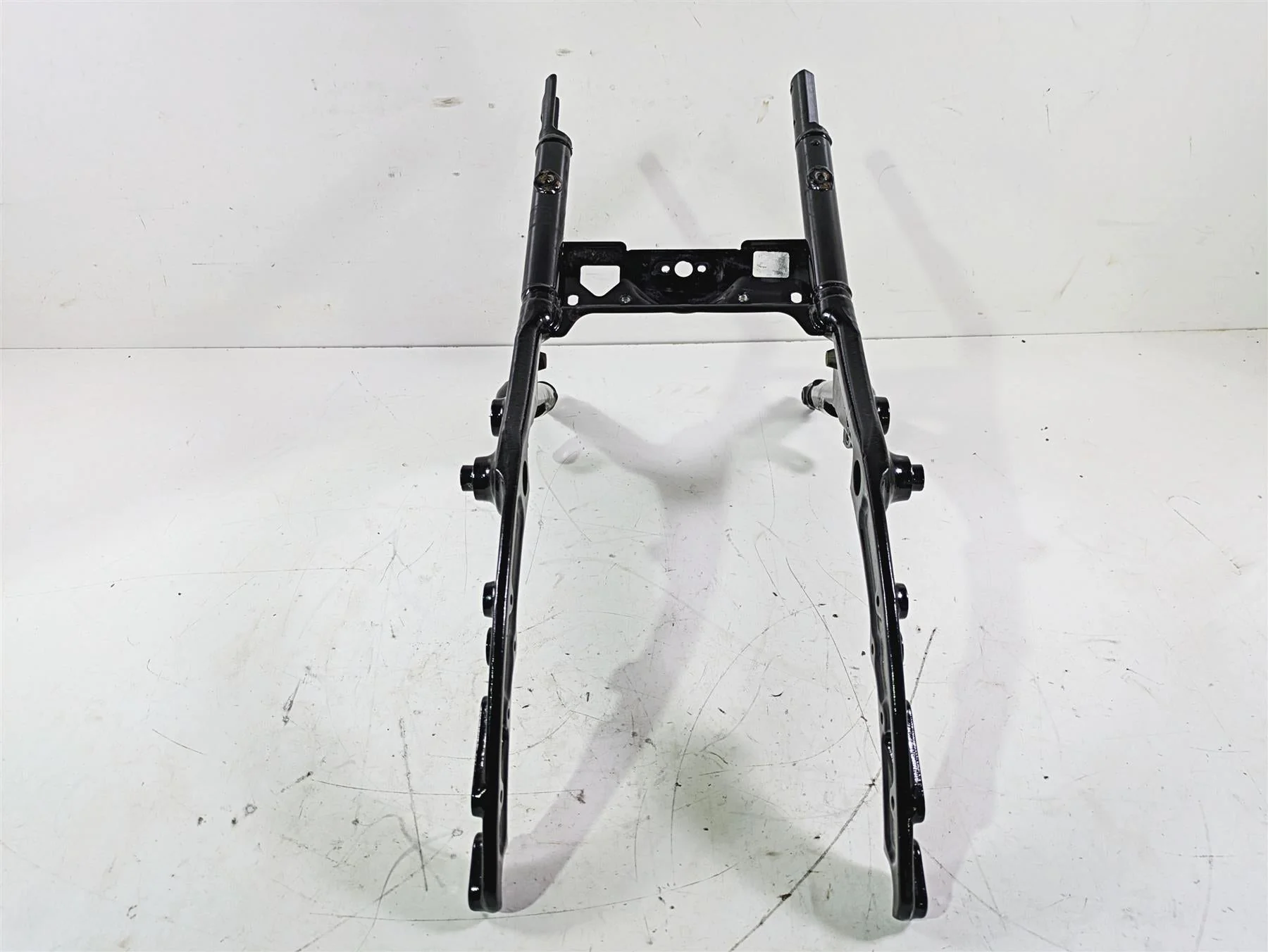2015 Harley Touring FLHTKL E -Glide Low Rear Sub Frame Subframe 48079-09BHP - Image 2