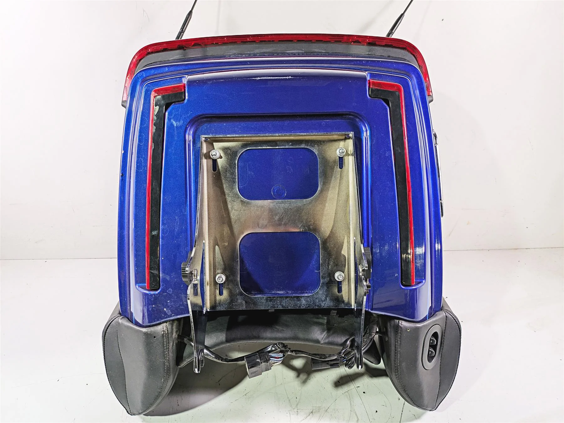 2015 Harley Touring FLHTKL E -Glide Low Rear Trunk Tour Pak Set 53000346 - Image 6