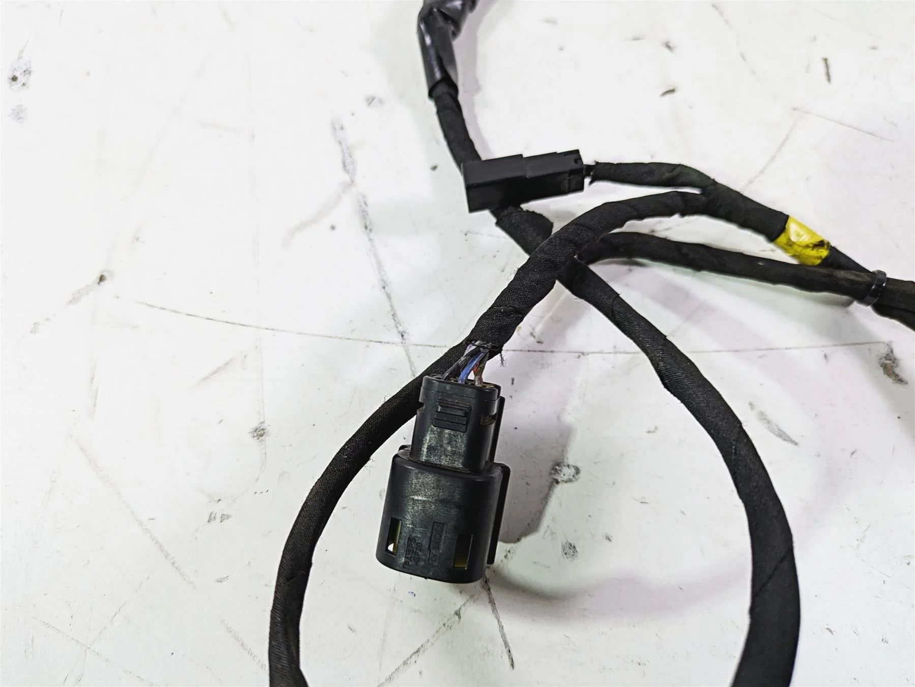 2015 Harley Touring FLHTKL E -Glide Low Ride By Wire Sensor - Read 32305-08B - Image 5
