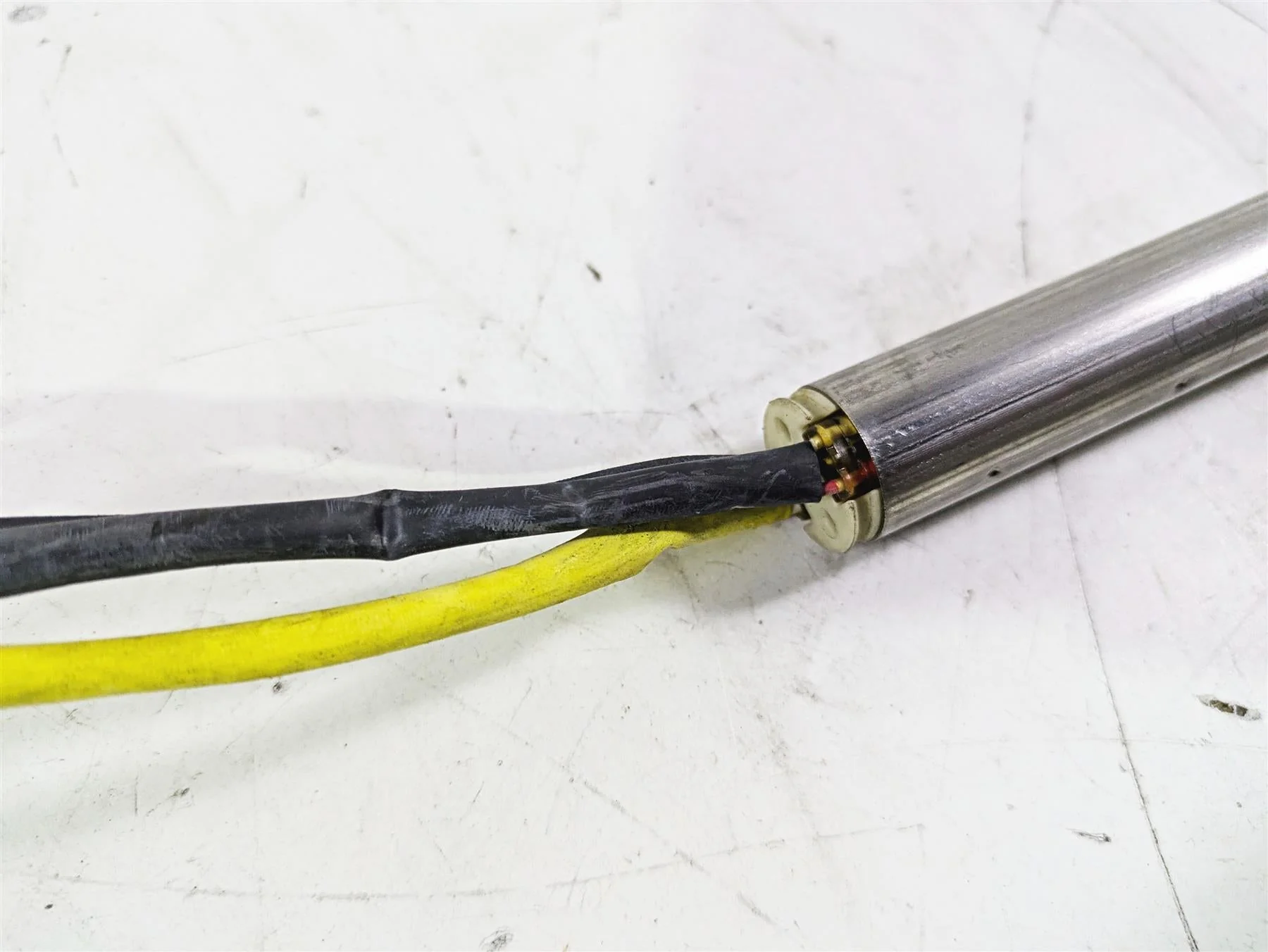 2015 Harley Touring FLHTKL E -Glide Low Ride By Wire Sensor - Read 32305-08B - Image 6