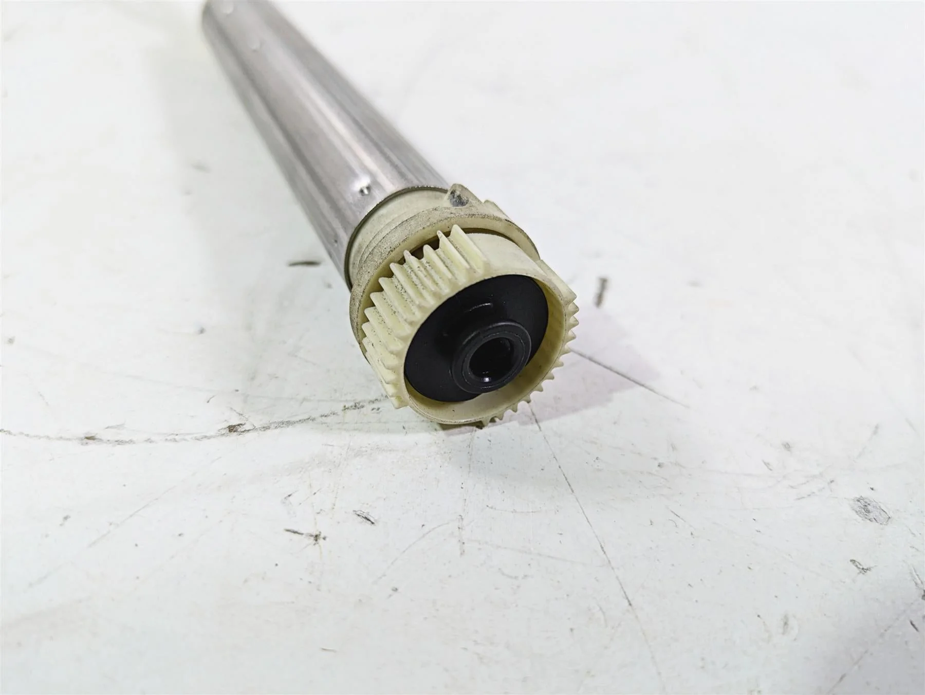 2015 Harley Touring FLHTKL E -Glide Low Ride By Wire Sensor - Read 32305-08B - Image 9
