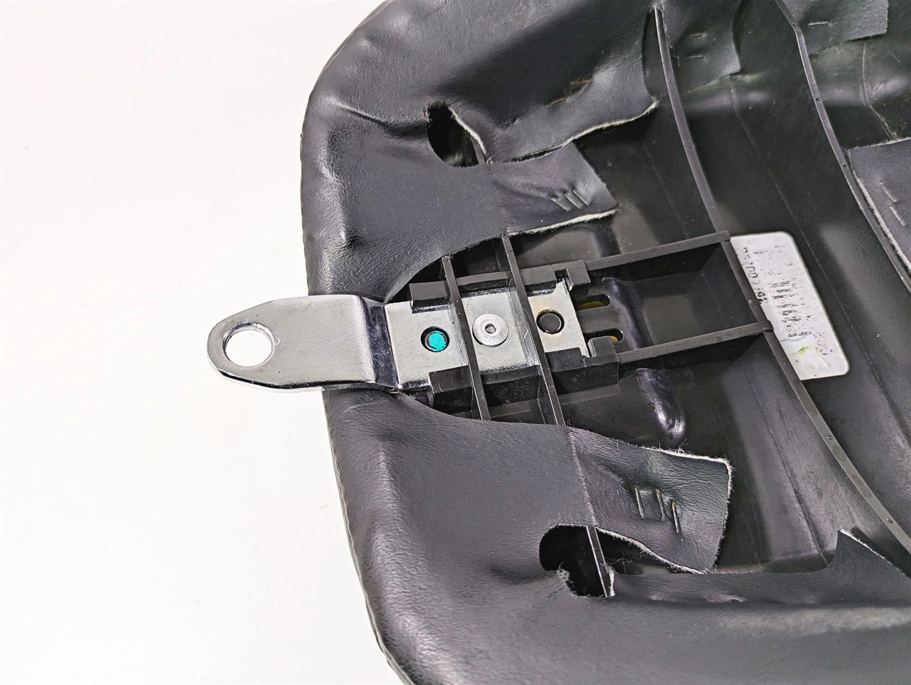 2015 Harley Touring FLHTKL E -Glide Low Rider Seat Saddle - Read 52000142 - Image 9
