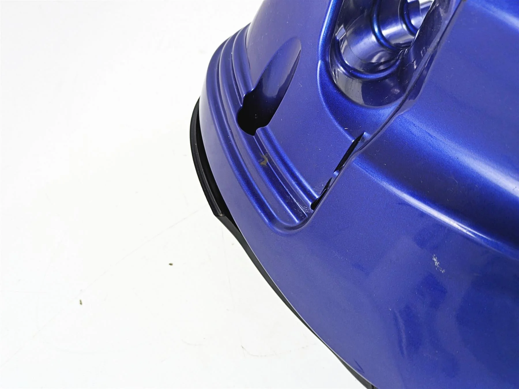 2015 Harley Touring FLHTKL E -Glide Low Right Lower Leg Fairing Cover  57100114 - Image 11