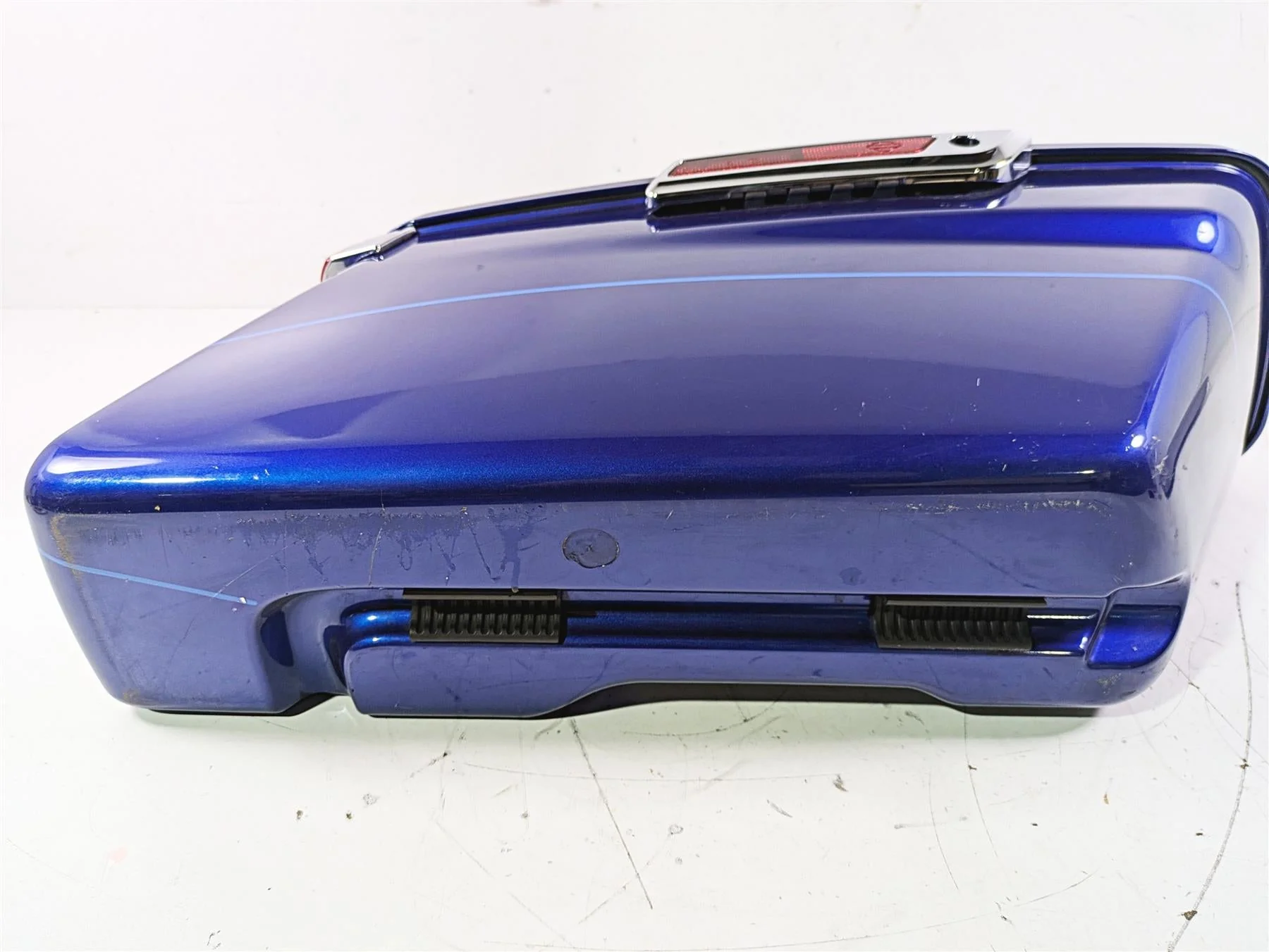 2015 Harley Touring FLHTKL E -Glide Low Right Saddlebag Superior Blue 90200412 - Image 8