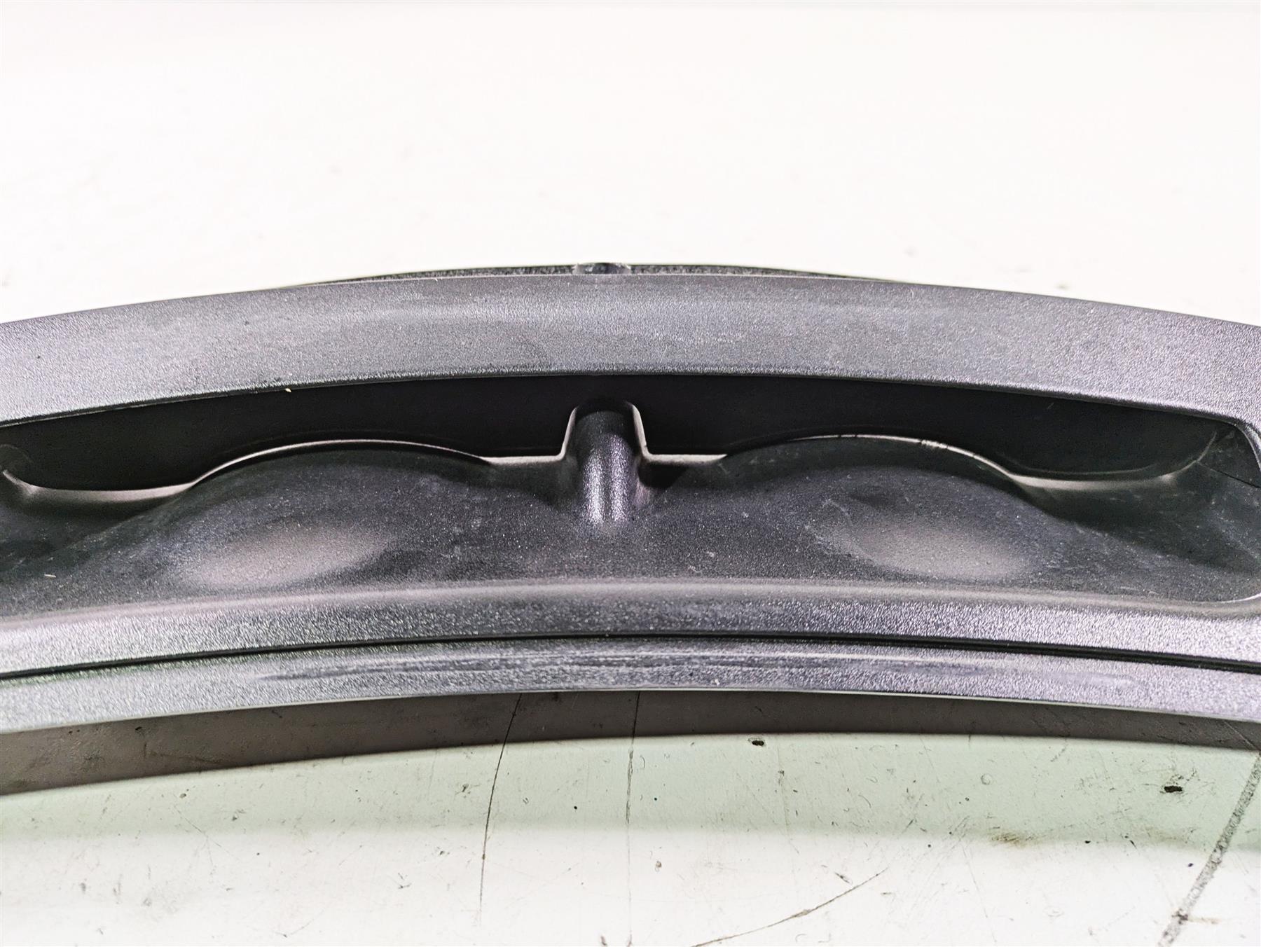 2015 Harley Touring FLHTKL E -Glide Low Upper Air Inlet Duct Vent Set 29200003 - Image 11