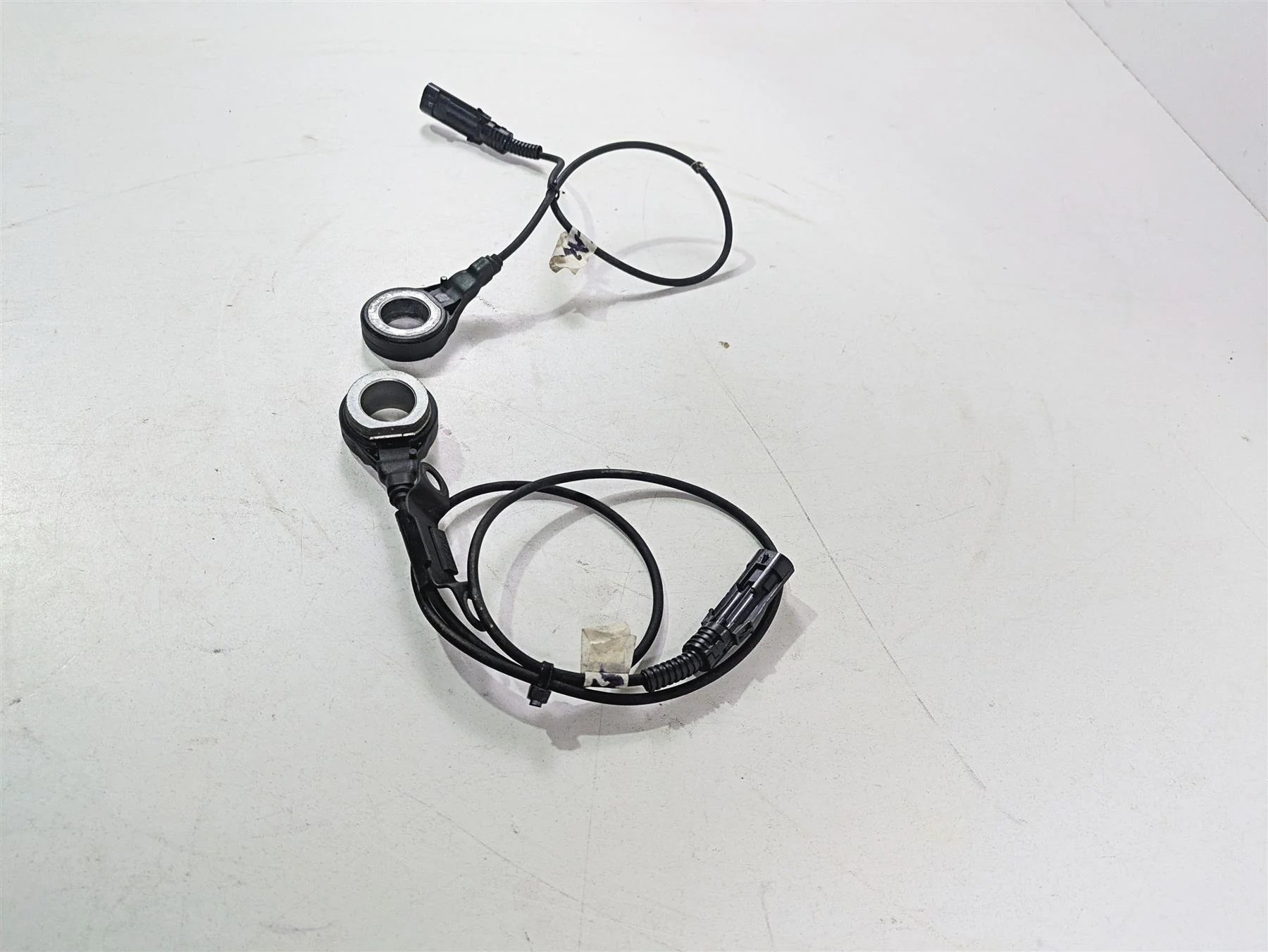 2015 Harley Touring FLHTKL Electra Glide Abs Brake Speed Sensor Set 40615-08 - Image 3