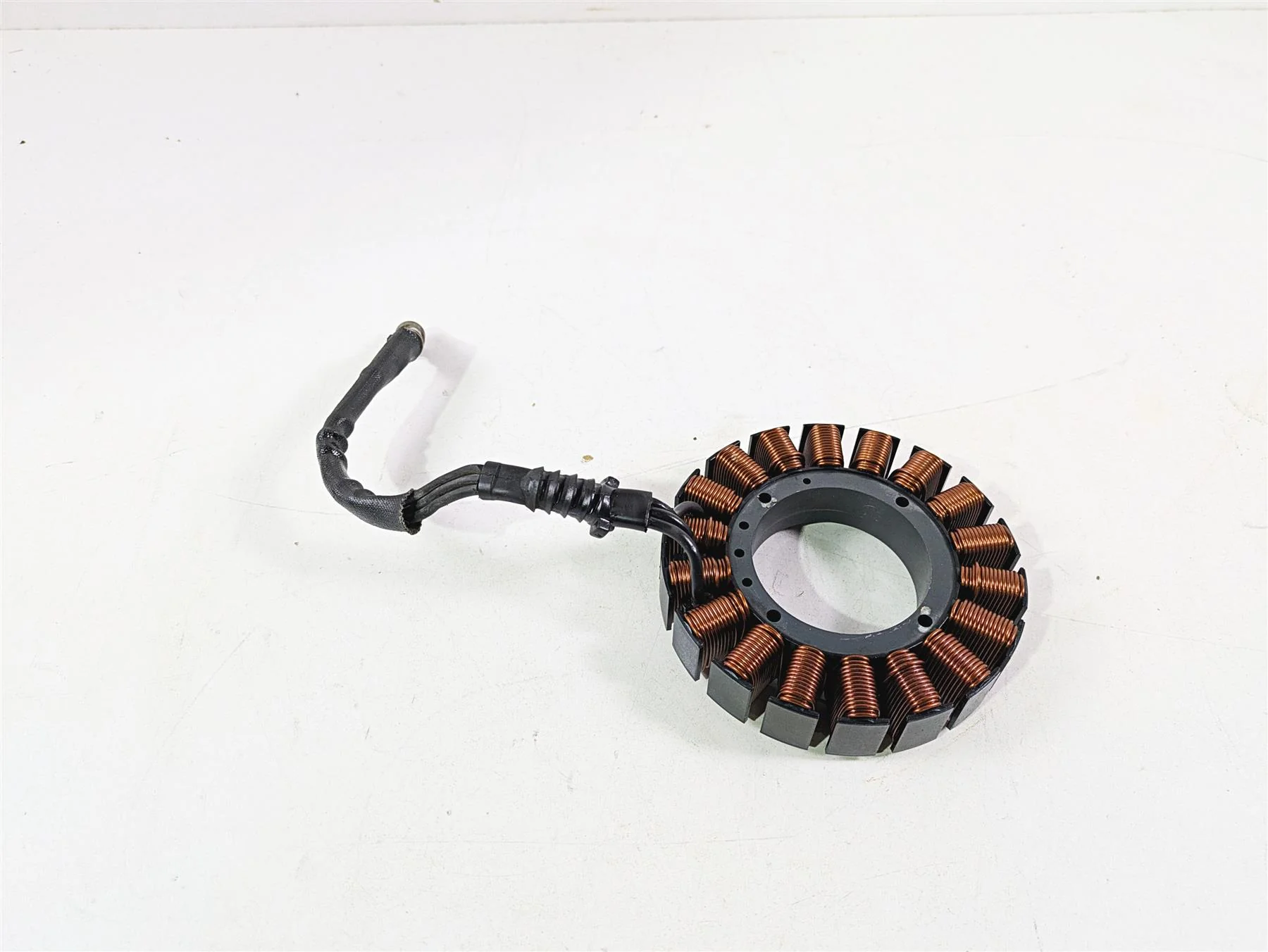 2015 Harley Touring FLHTKL Electra Glide Alternator Generator Stator 29987-06D