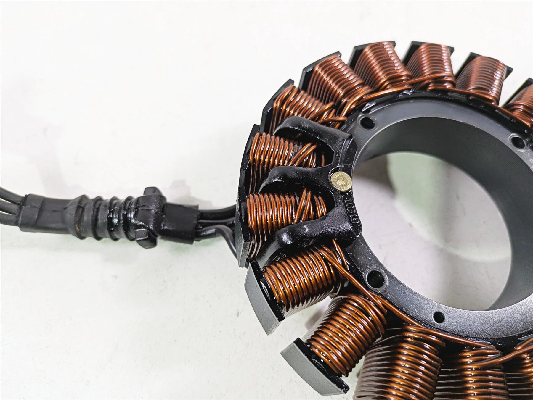 2015 Harley Touring FLHTKL Electra Glide Alternator Generator Stator 29987-06D - Image 9