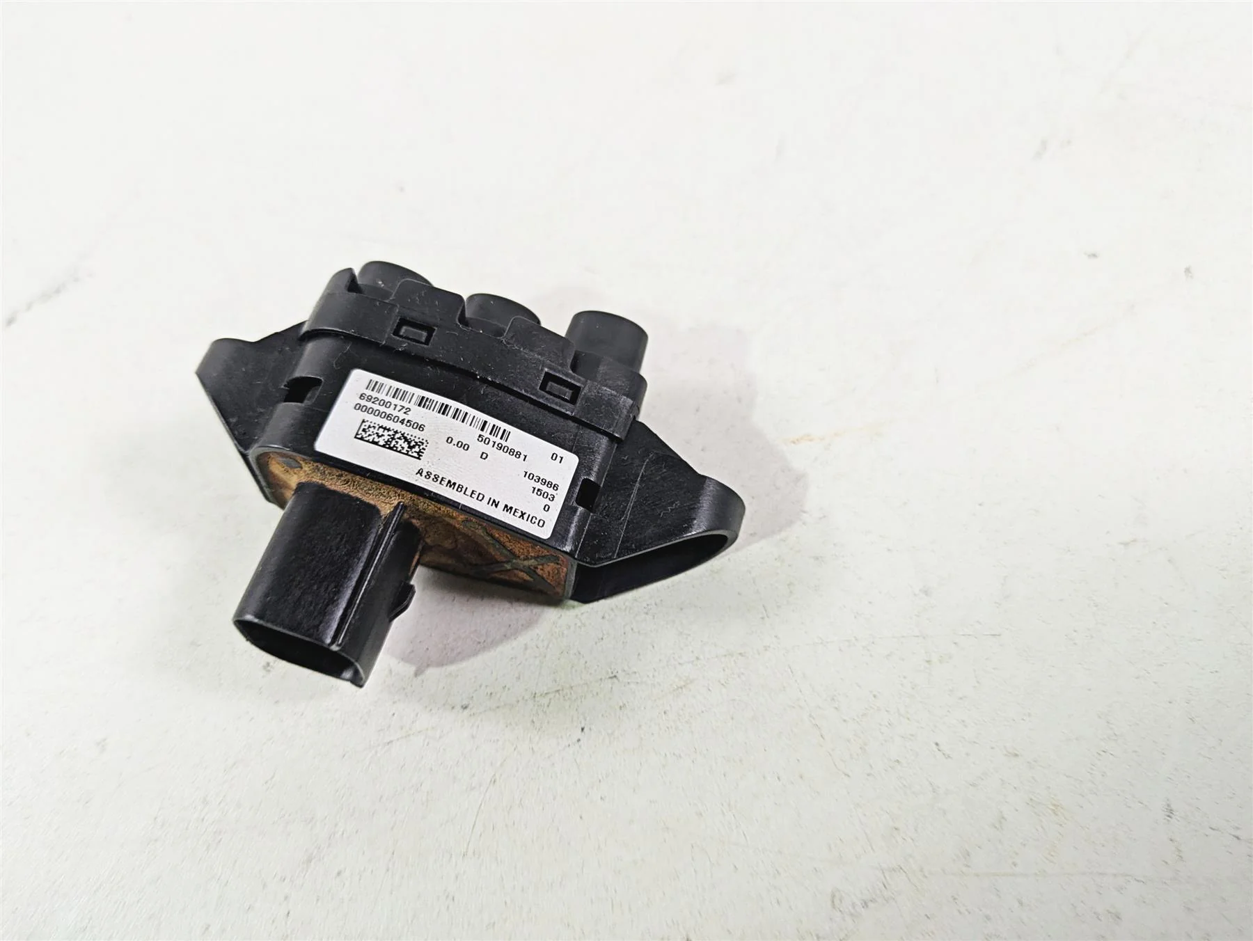 2015 Harley Touring FLHTKL Electra Glide Auxiliary Switch Kit 69200172 - Image 10