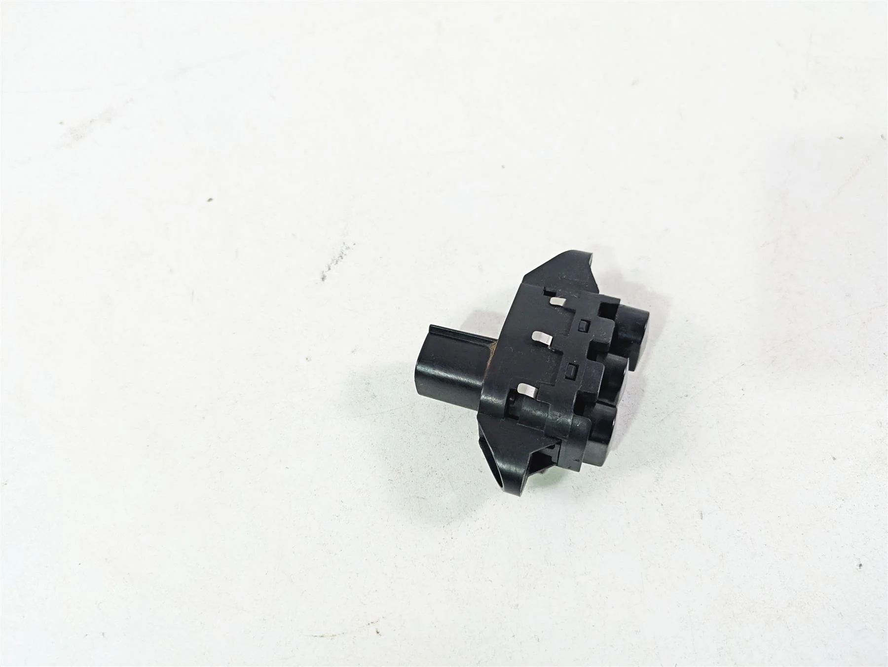 2015 Harley Touring FLHTKL Electra Glide Auxiliary Switch Kit 69200172 - Image 12