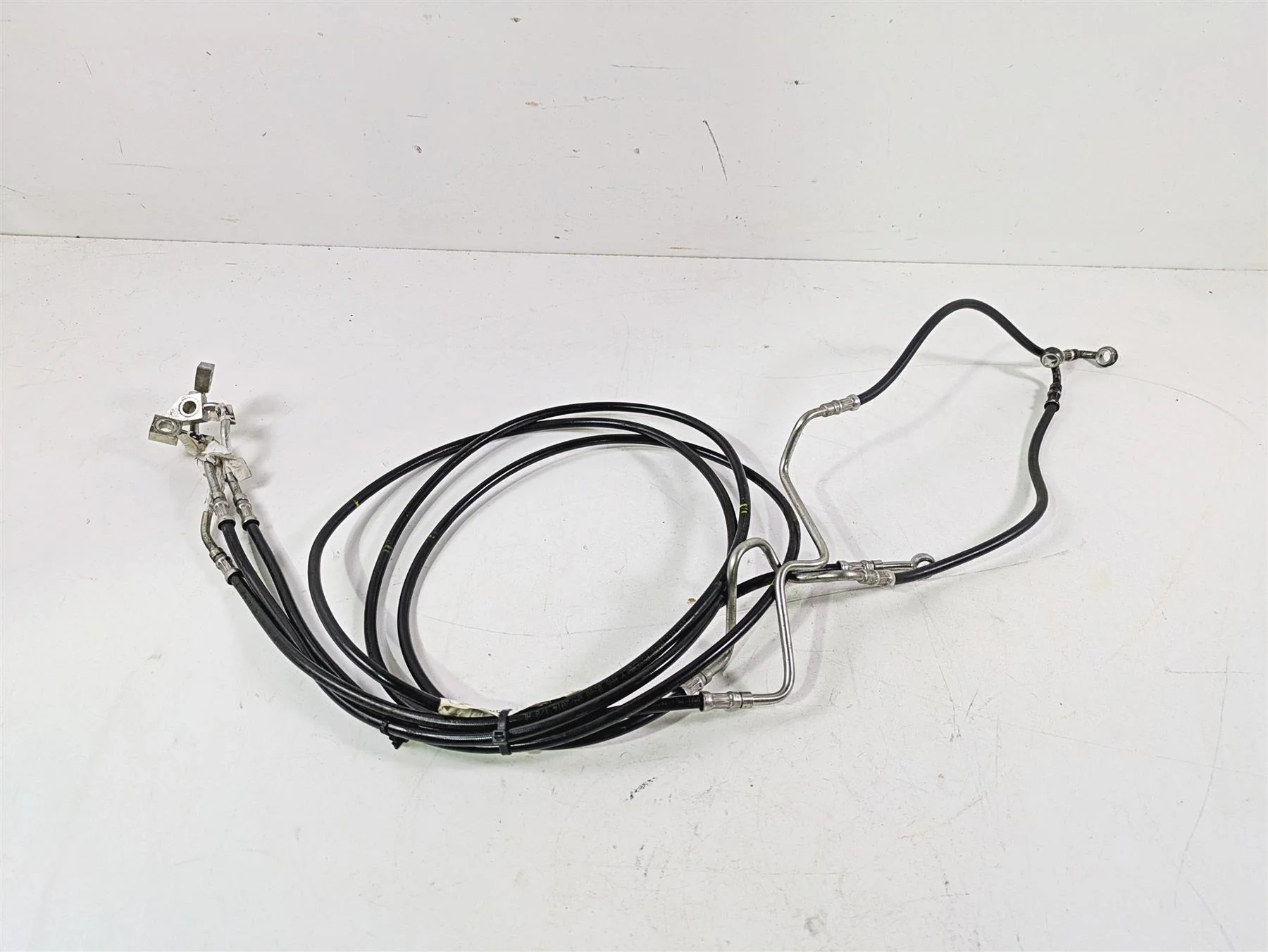 2015 Harley Touring FLHTKL Electra Glide Front Abs Brake Line Hose Set 41800544