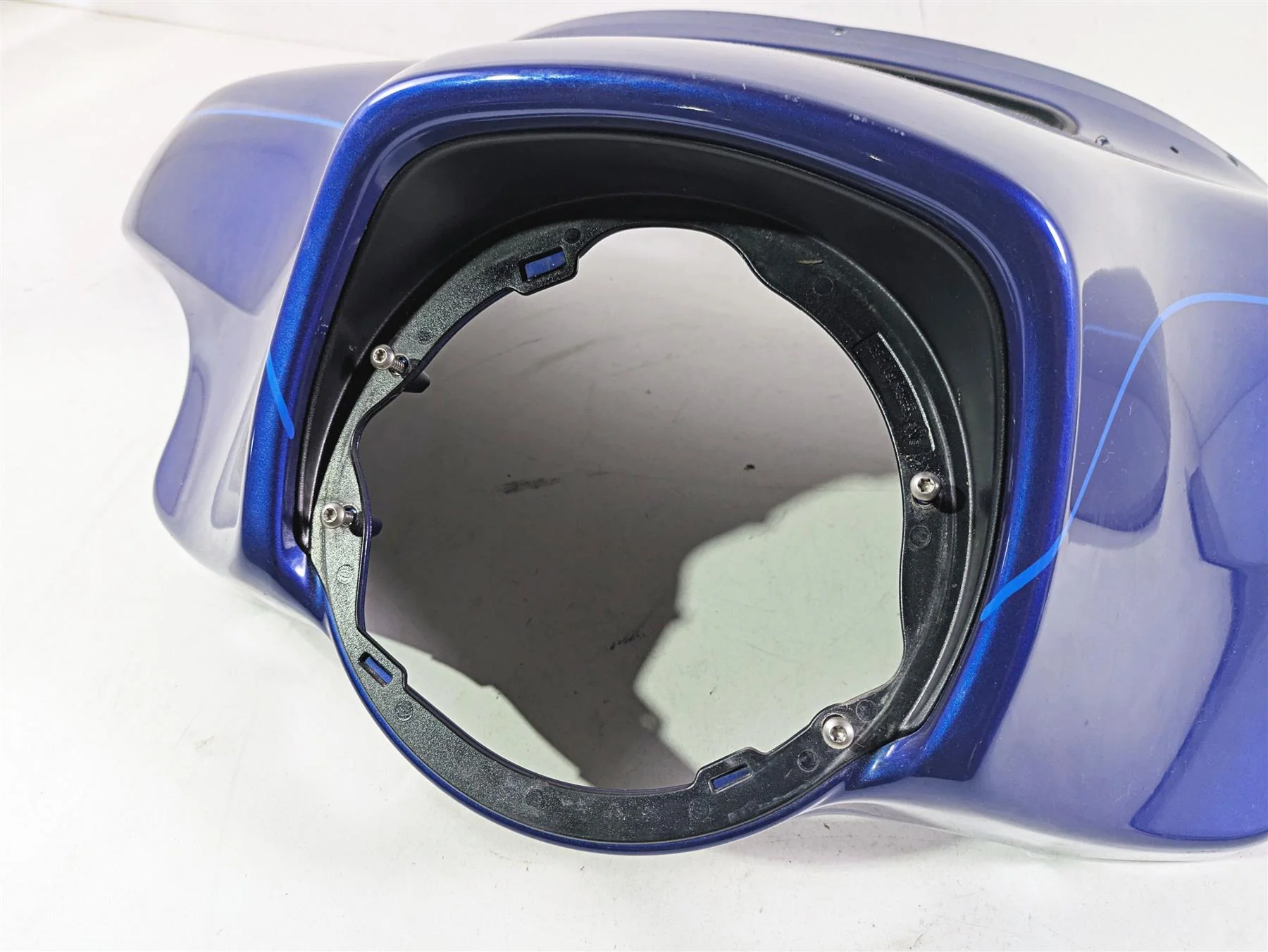 2015 Harley Touring FLHTKL Electra Glide Front Outer Nose Fairing Cover 57000383 - Image 8