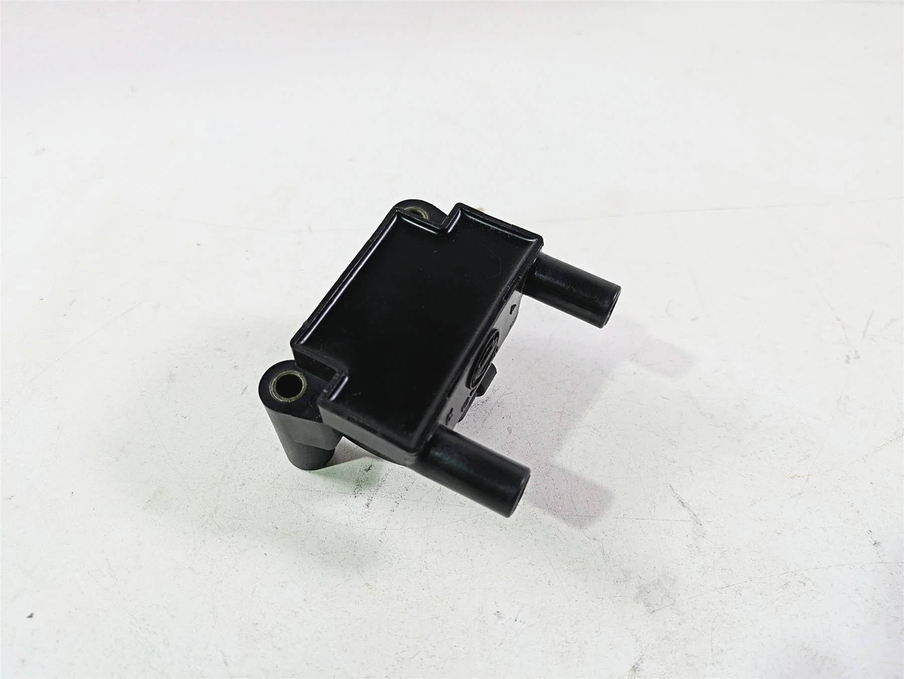 2015 Harley Touring FLHTKL Electra Glide Ignition Coil 31696-07A - Image 12