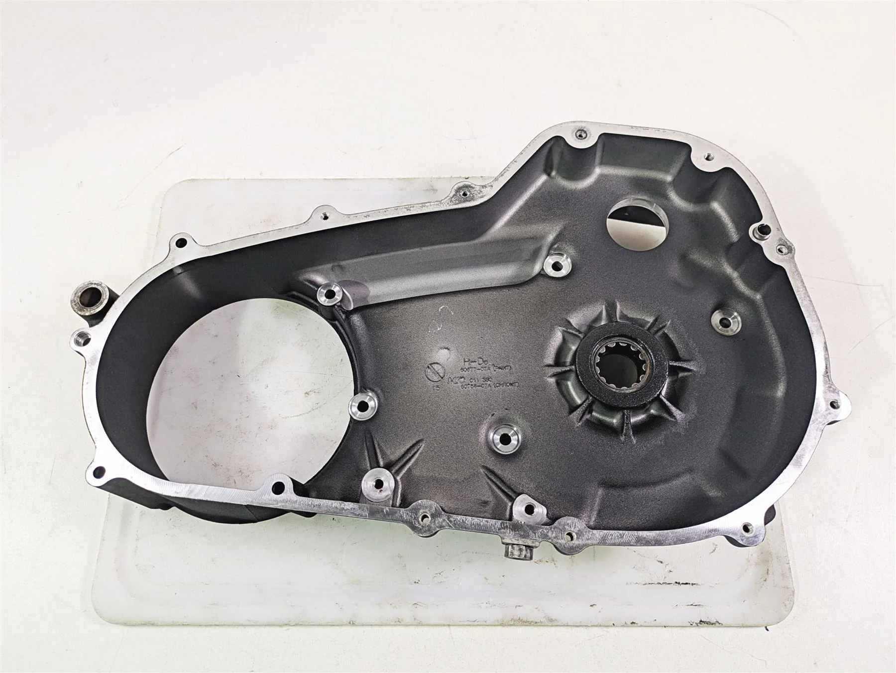 2015 Harley Touring FLHTKL Electra Glide Inner Primary Clutch Cover 60432-07A - Image 2
