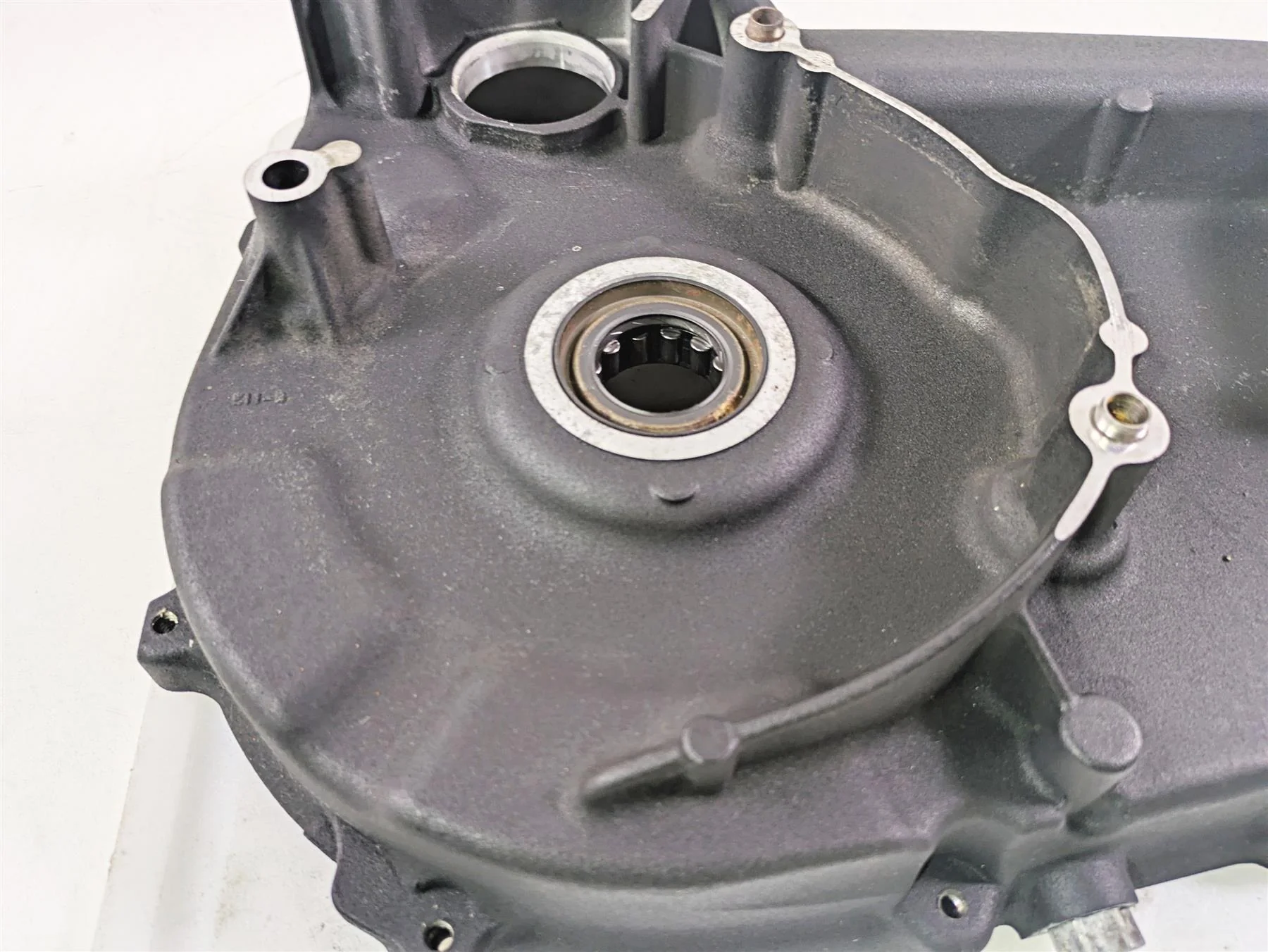 2015 Harley Touring FLHTKL Electra Glide Inner Primary Clutch Cover 60432-07A - Image 4