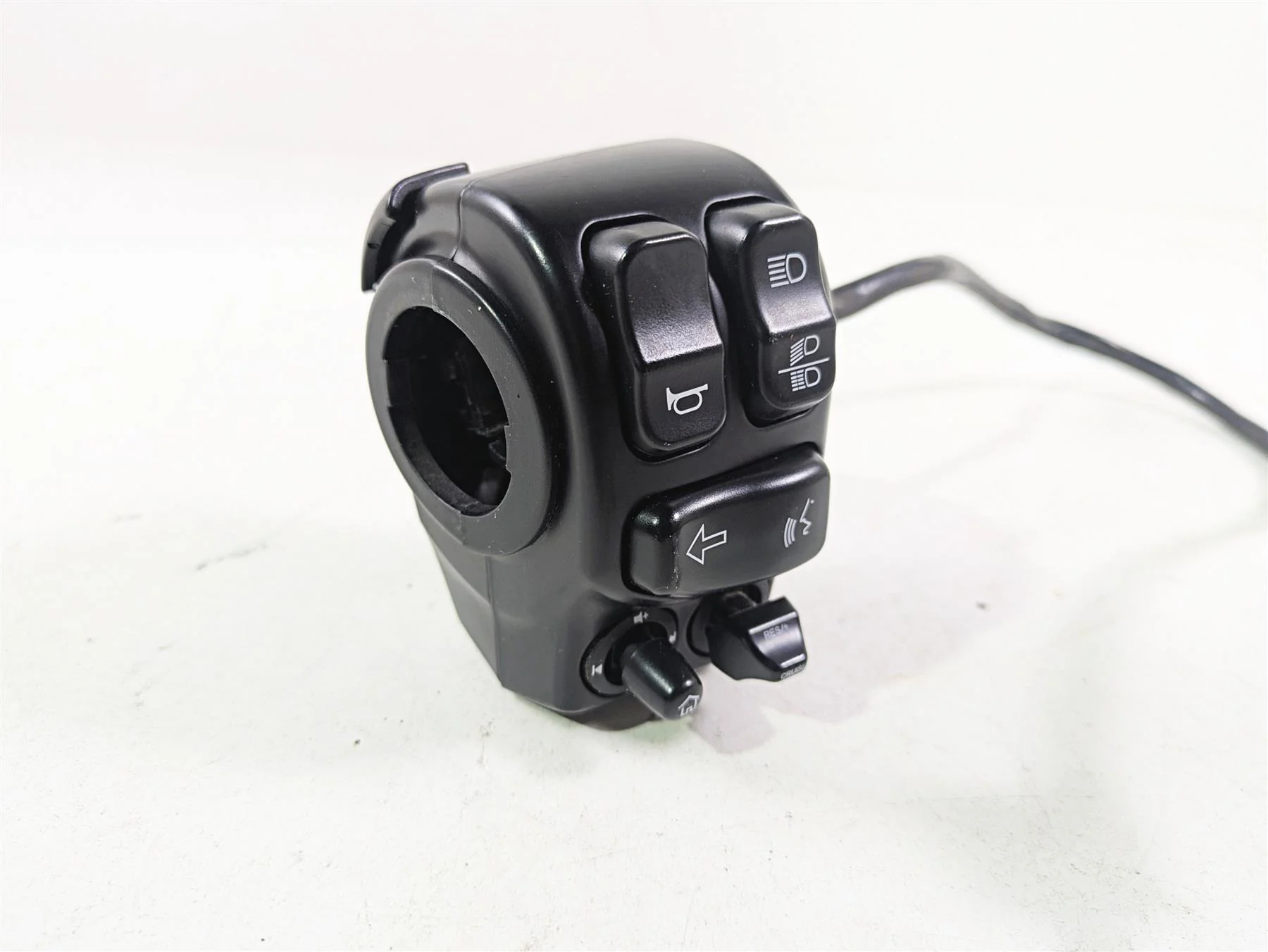 2015 Harley Touring FLHTKL Electra Glide Left Cruise Control Switch 71500128B - Image 12