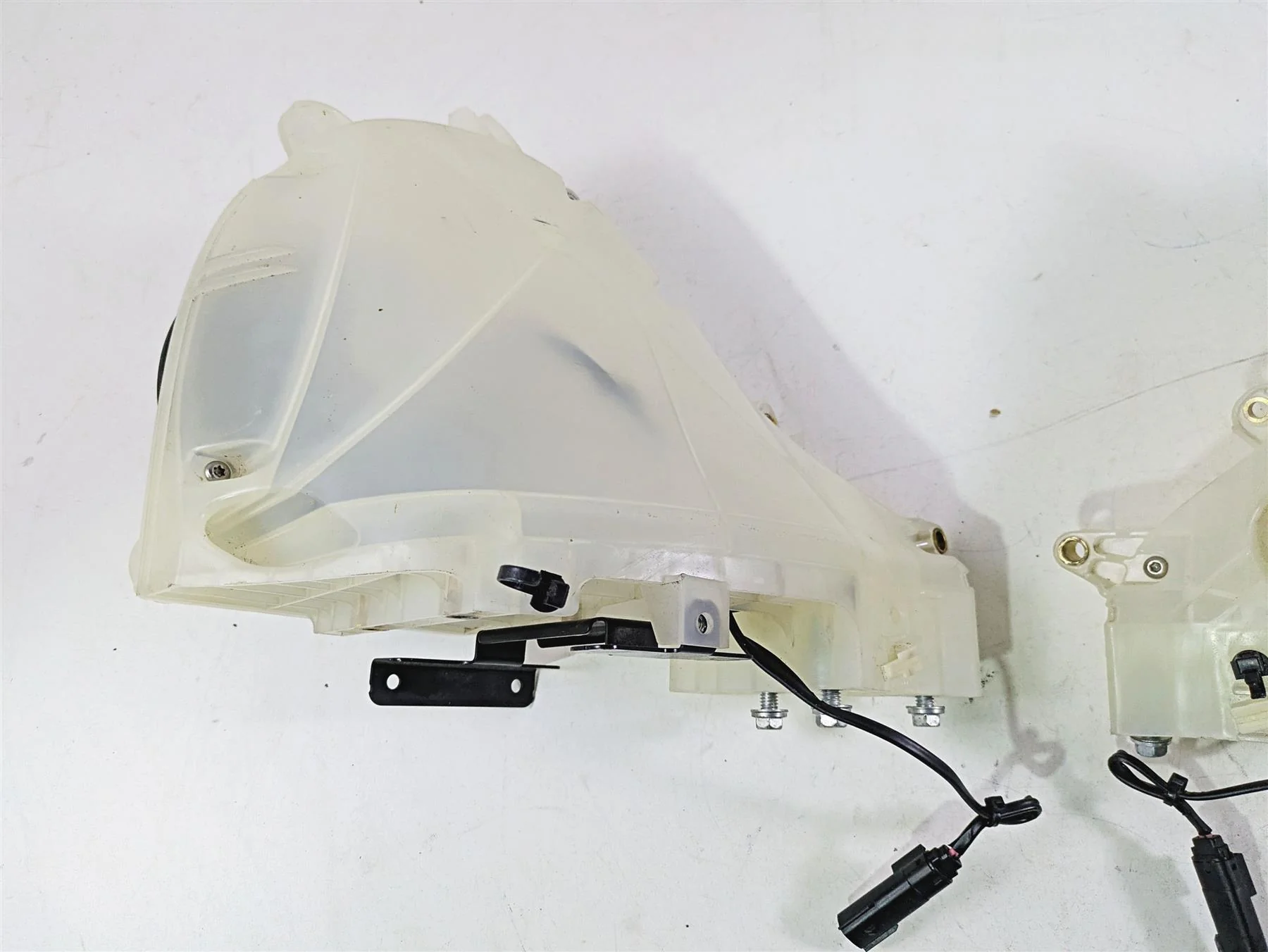 2015 Harley Touring FLHTKL Electra Glide Left Right Speaker Housing Set 57000175 - Image 10