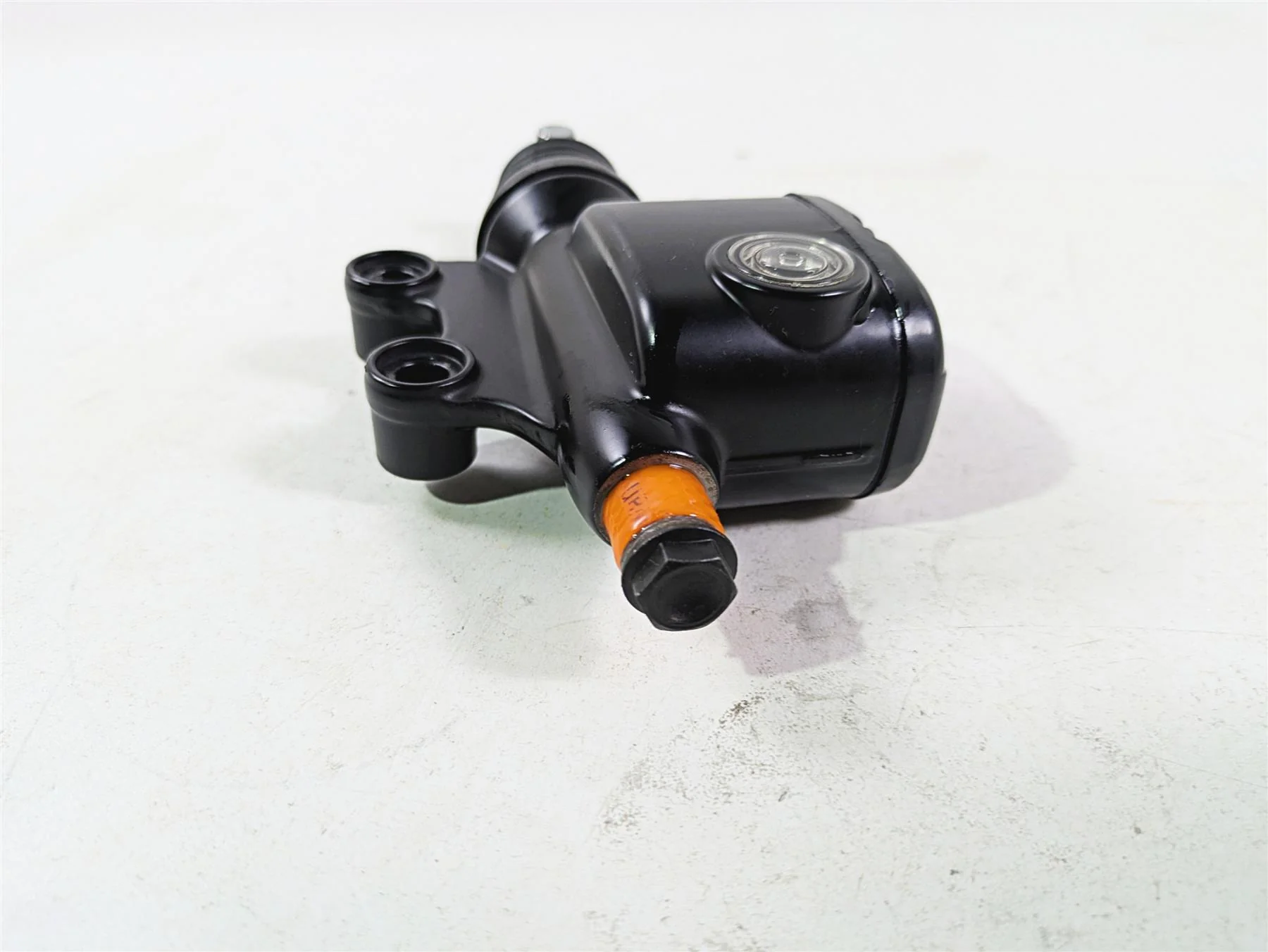 2015 Harley Touring FLHTKL Electra Glide Rear Brake Master Cylinder 41700028A - Image 11