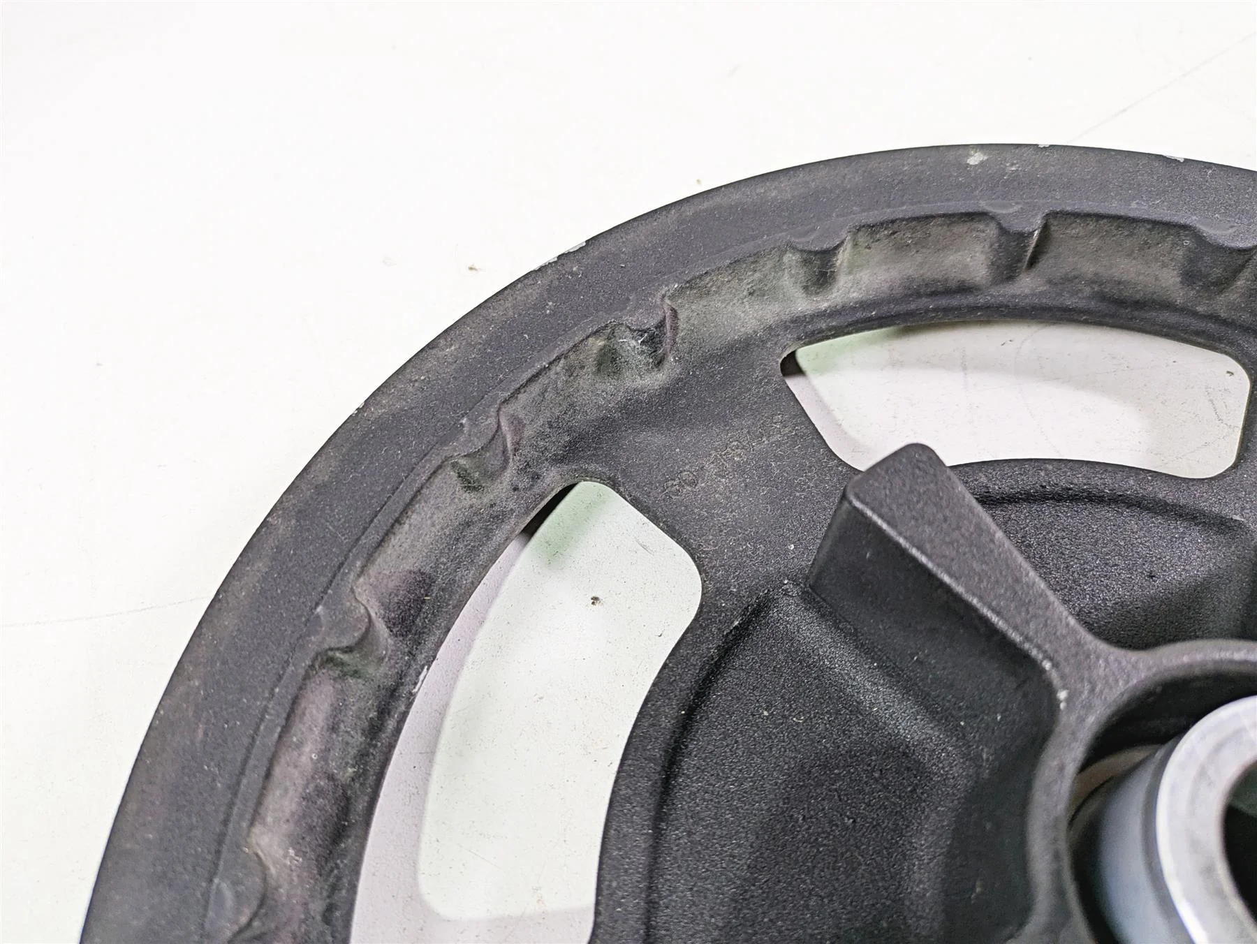 2015 Harley Touring FLHTKL Electra Glide Rear Drive Belt Pulley 40217-09 - Image 12