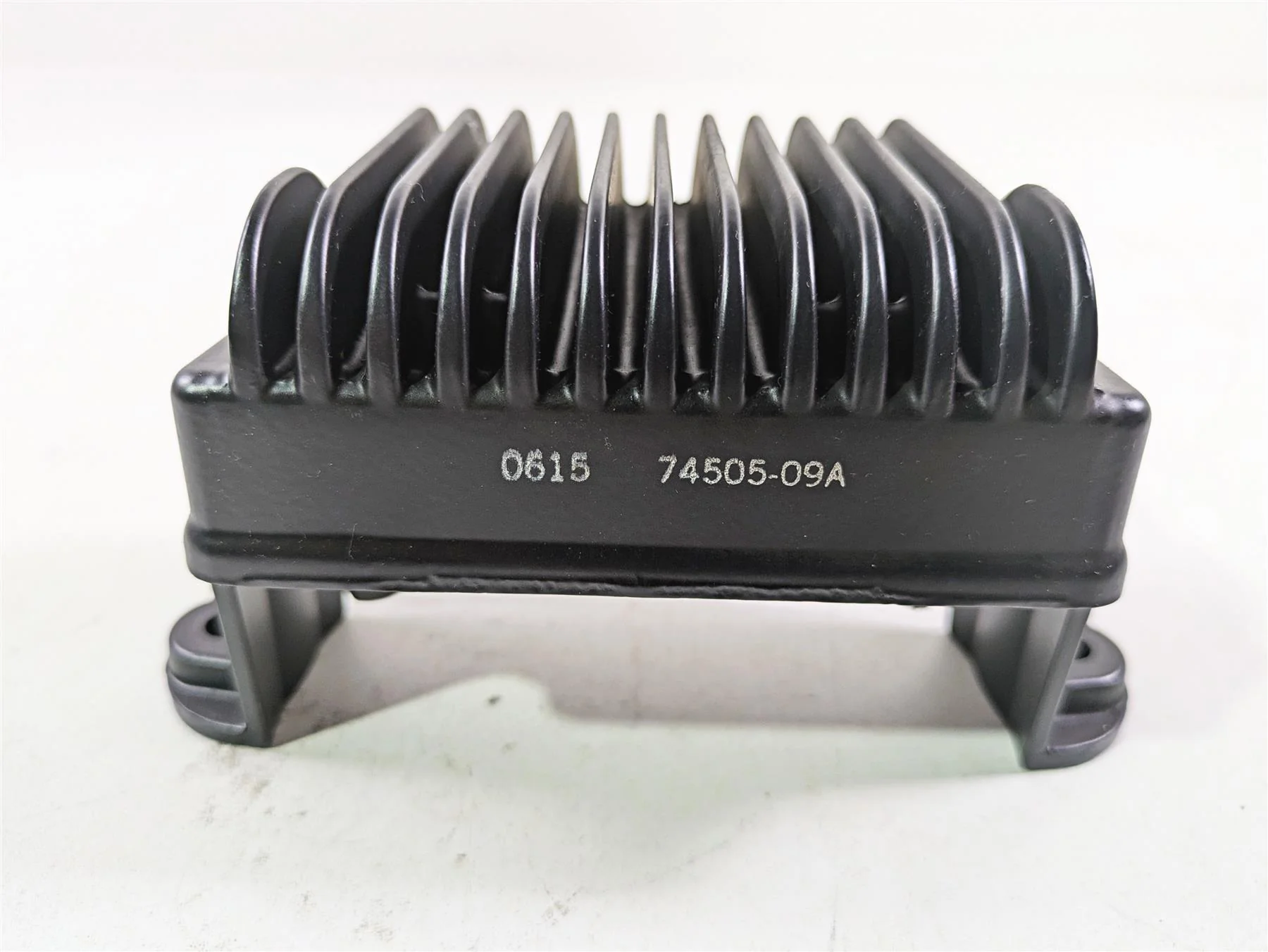 2015 Harley Touring FLHTKL Electra Glide Rectifier Voltage Regulator 74505-09A - Image 5