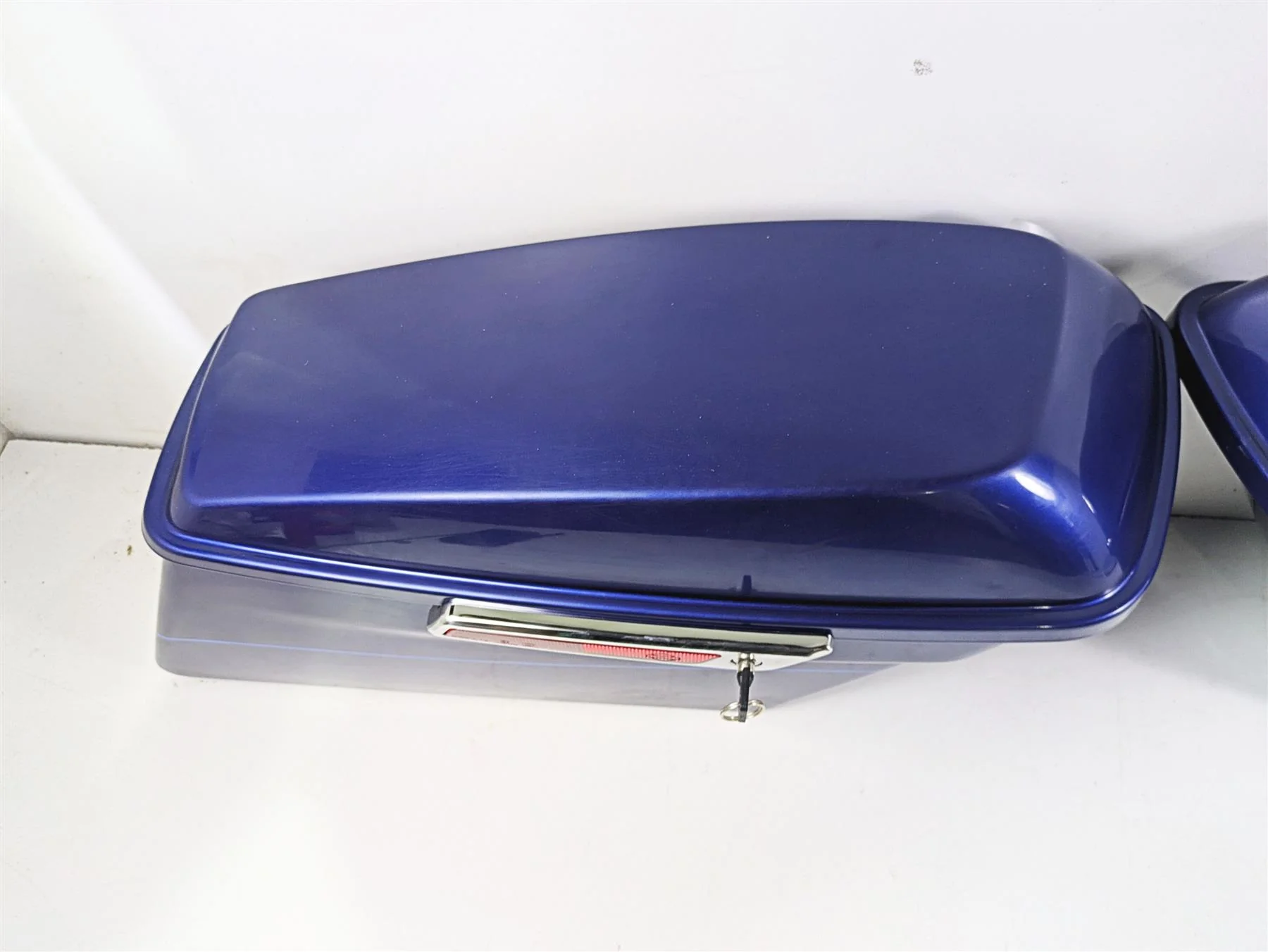 2015 Harley Touring FLHTKL Electra Glide Right Left Saddlebag Set + Key 90200412 - Image 4