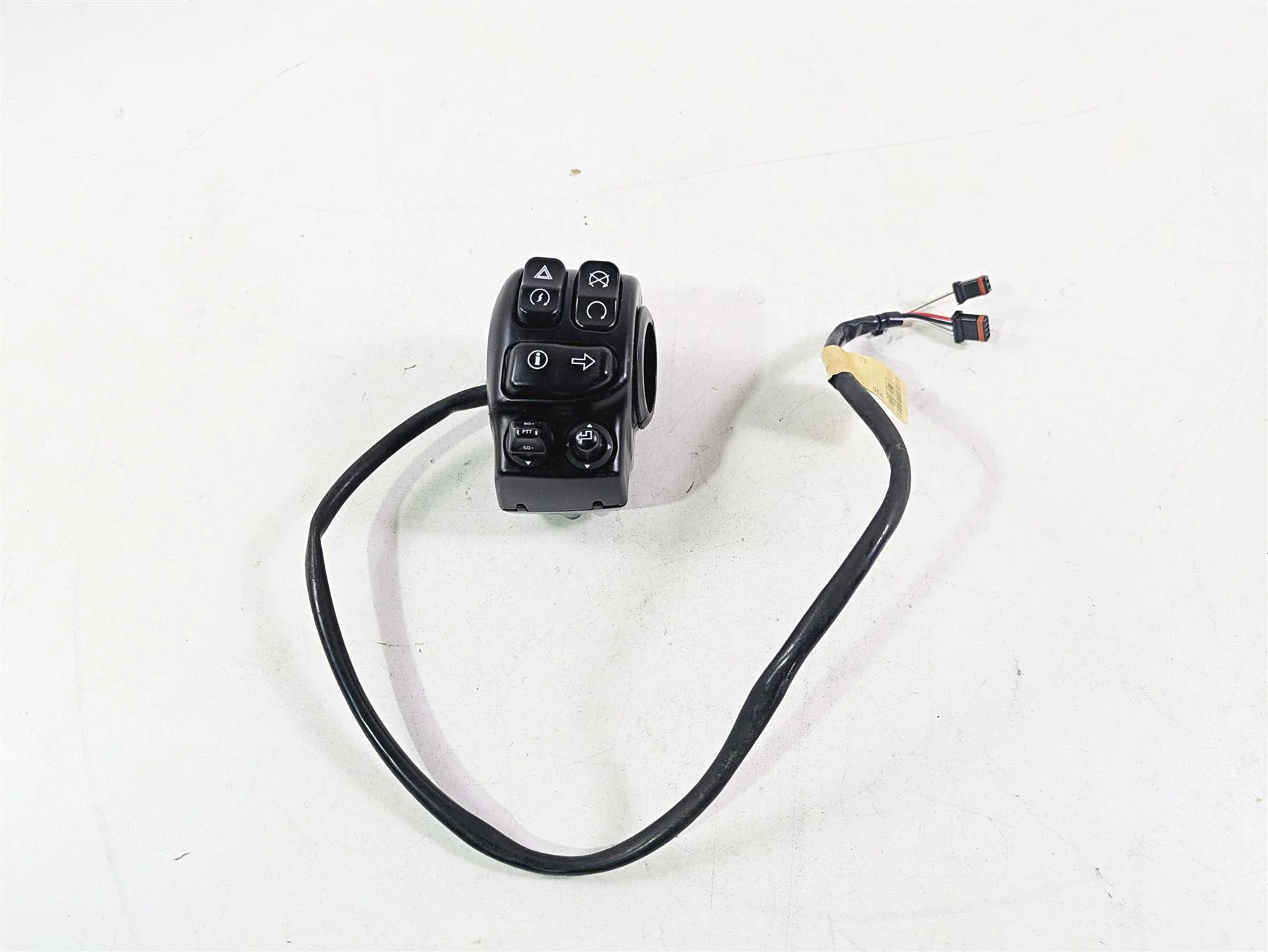 2015 Harley Touring FLHTKL Electra Glide Right Ptt Control Switch 71500130C