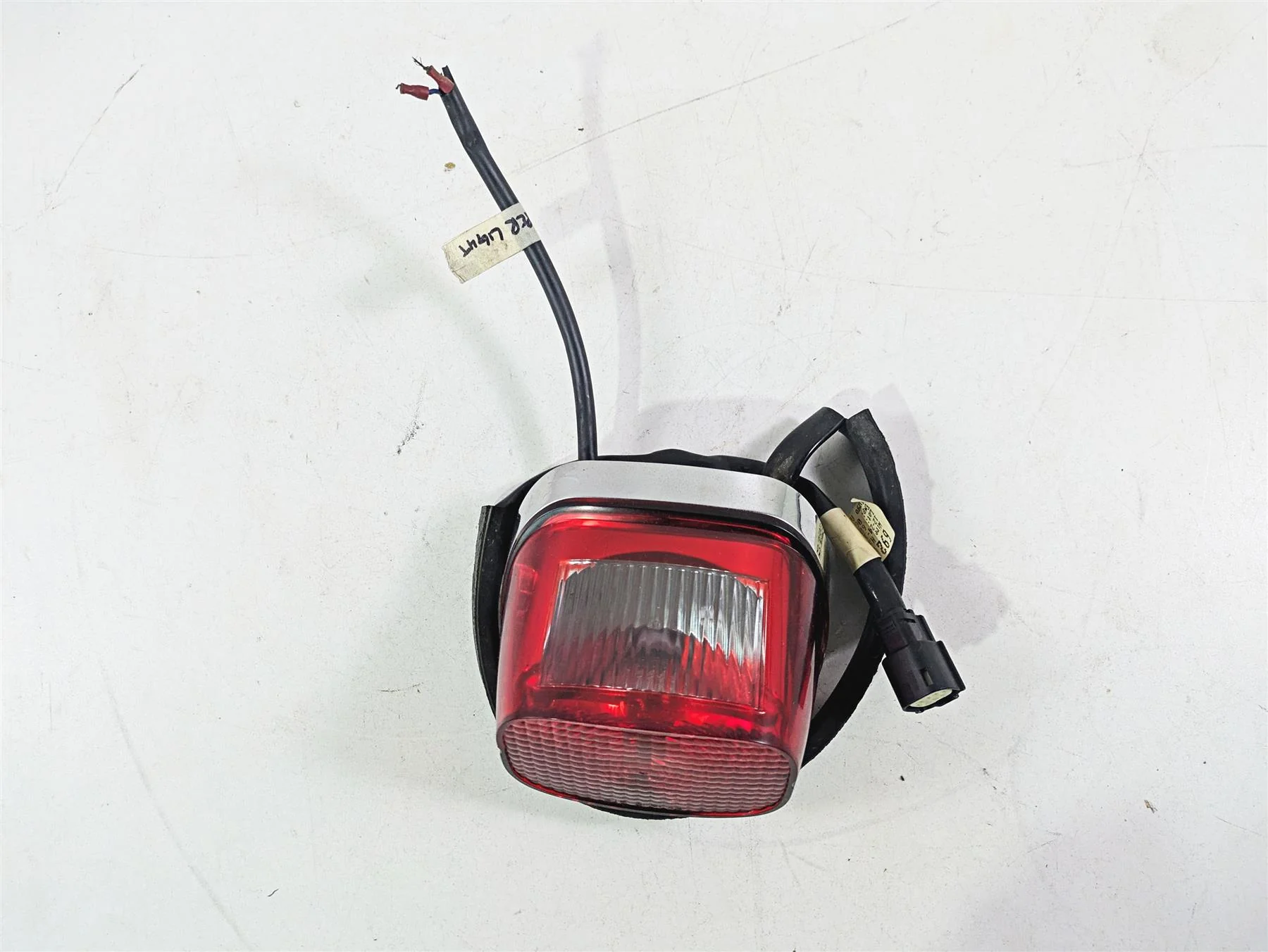 2015 Harley Touring FLHTKL Electra Glide Tail Light Taillight Lamp Read 68140-04 - Image 5