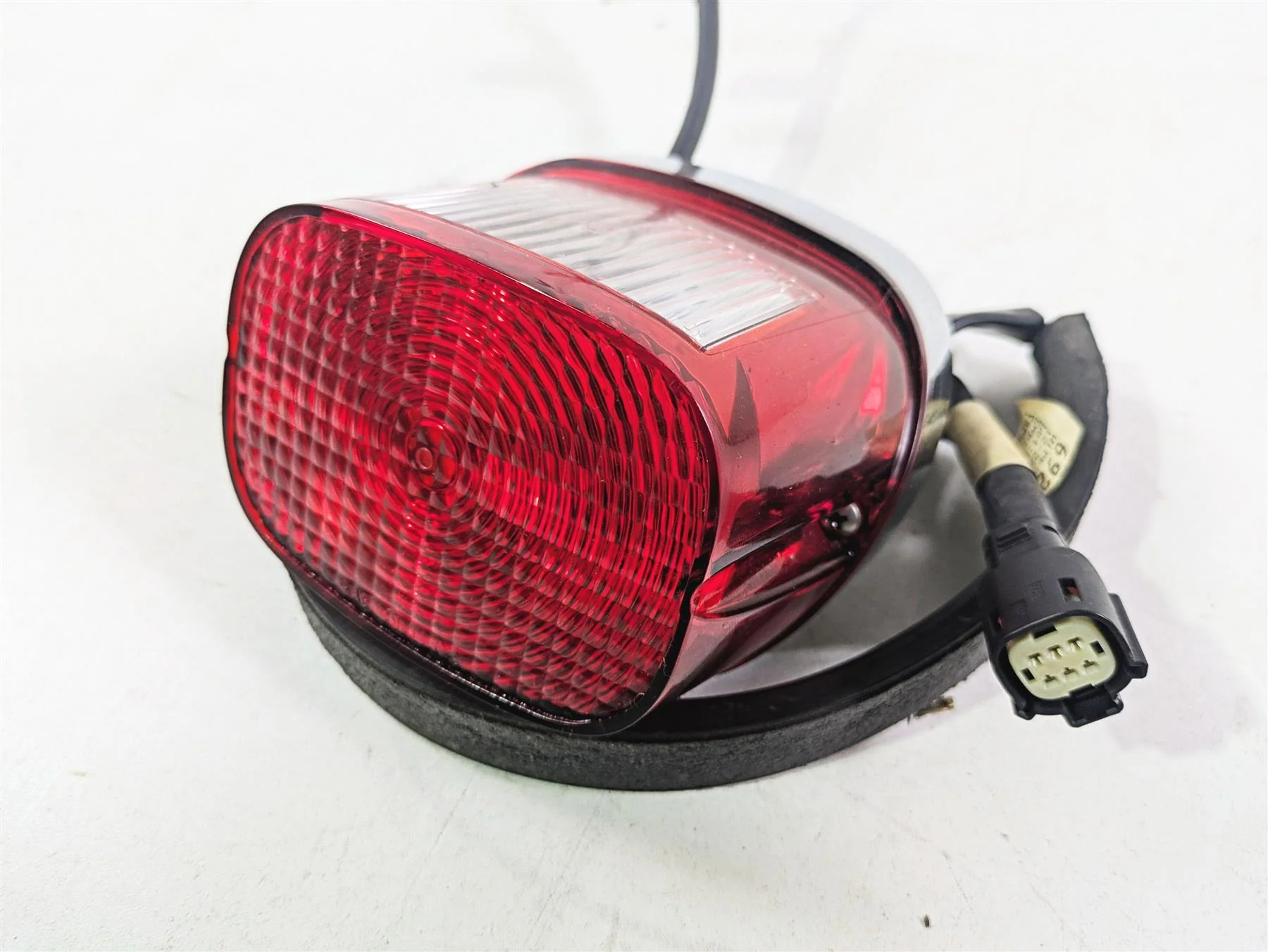 2015 Harley Touring FLHTKL Electra Glide Tail Light Taillight Lamp Read 68140-04 - Image 7
