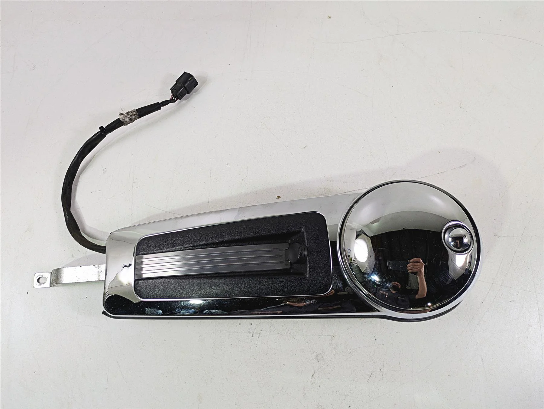 2015 Harley Touring FLHTKL Electra Glide Upper Fuel Tank Dash Cover 61270-08 - Image 5