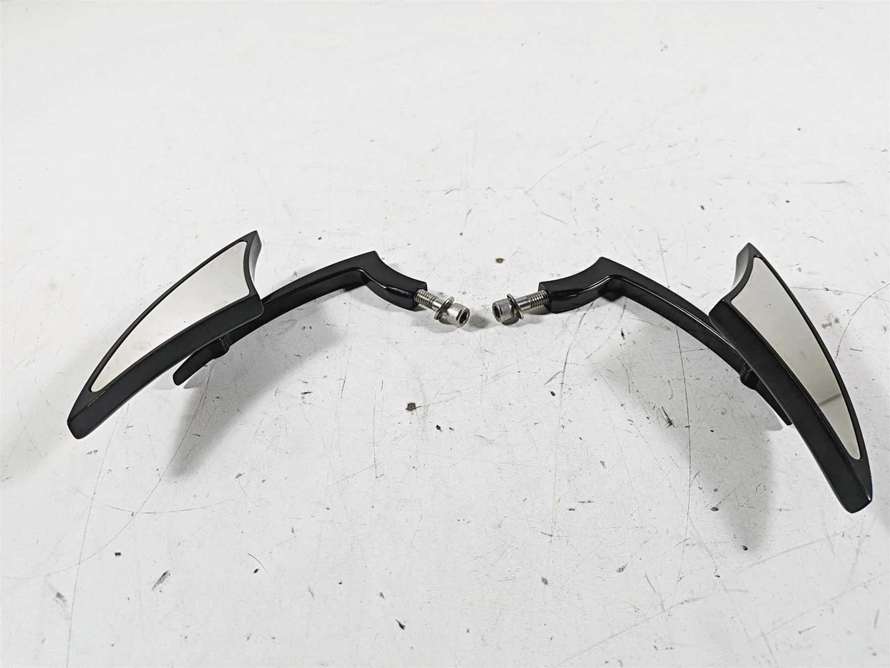 2015 Harley Touring FLHXS Street Glide Black Blade Rear View Mirror Set - Image 12