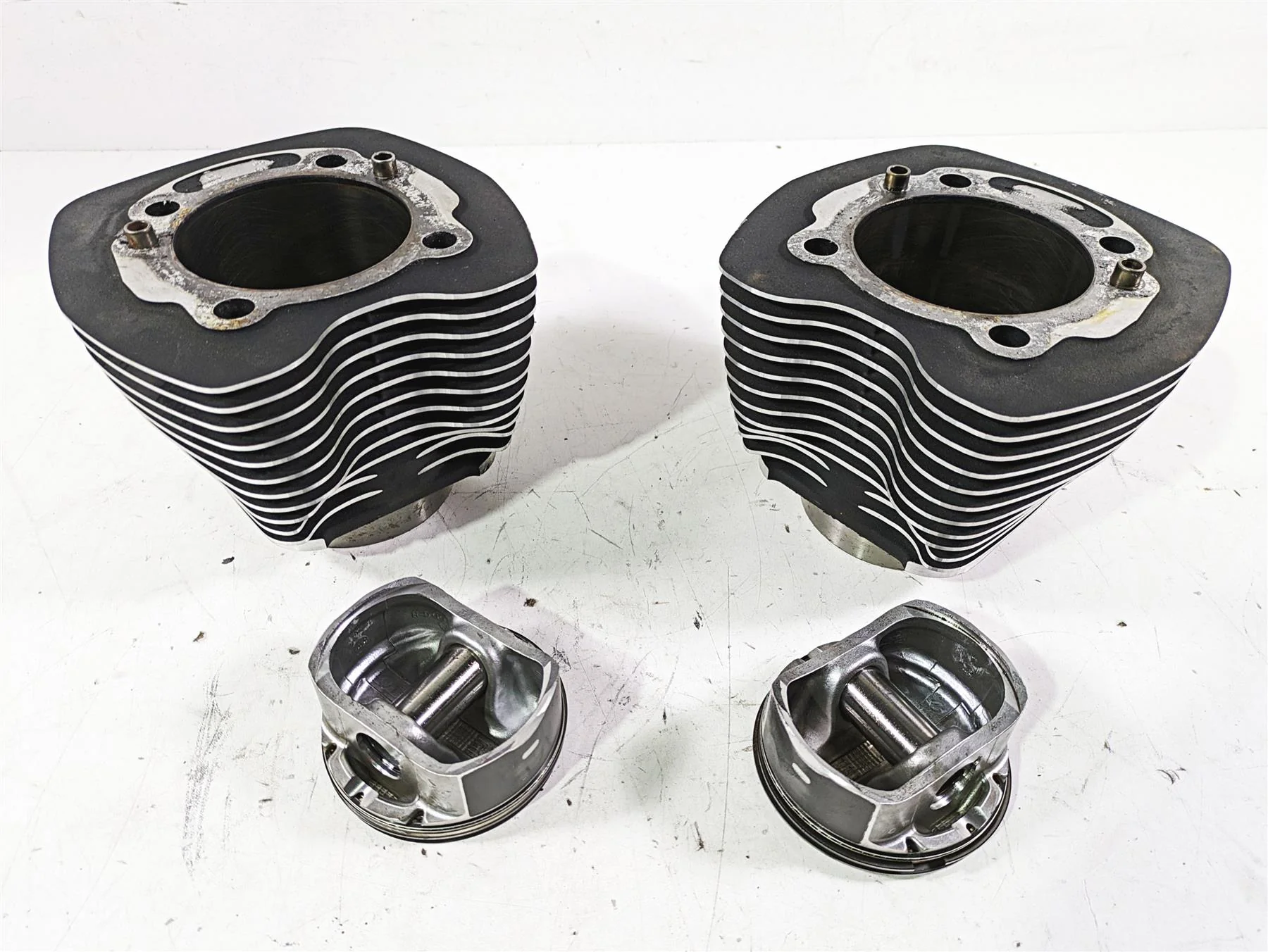 2015 Harley Touring FLHXS Street Glide Cylinder Jug & Piston Set -Read 16547-99A - Image 11