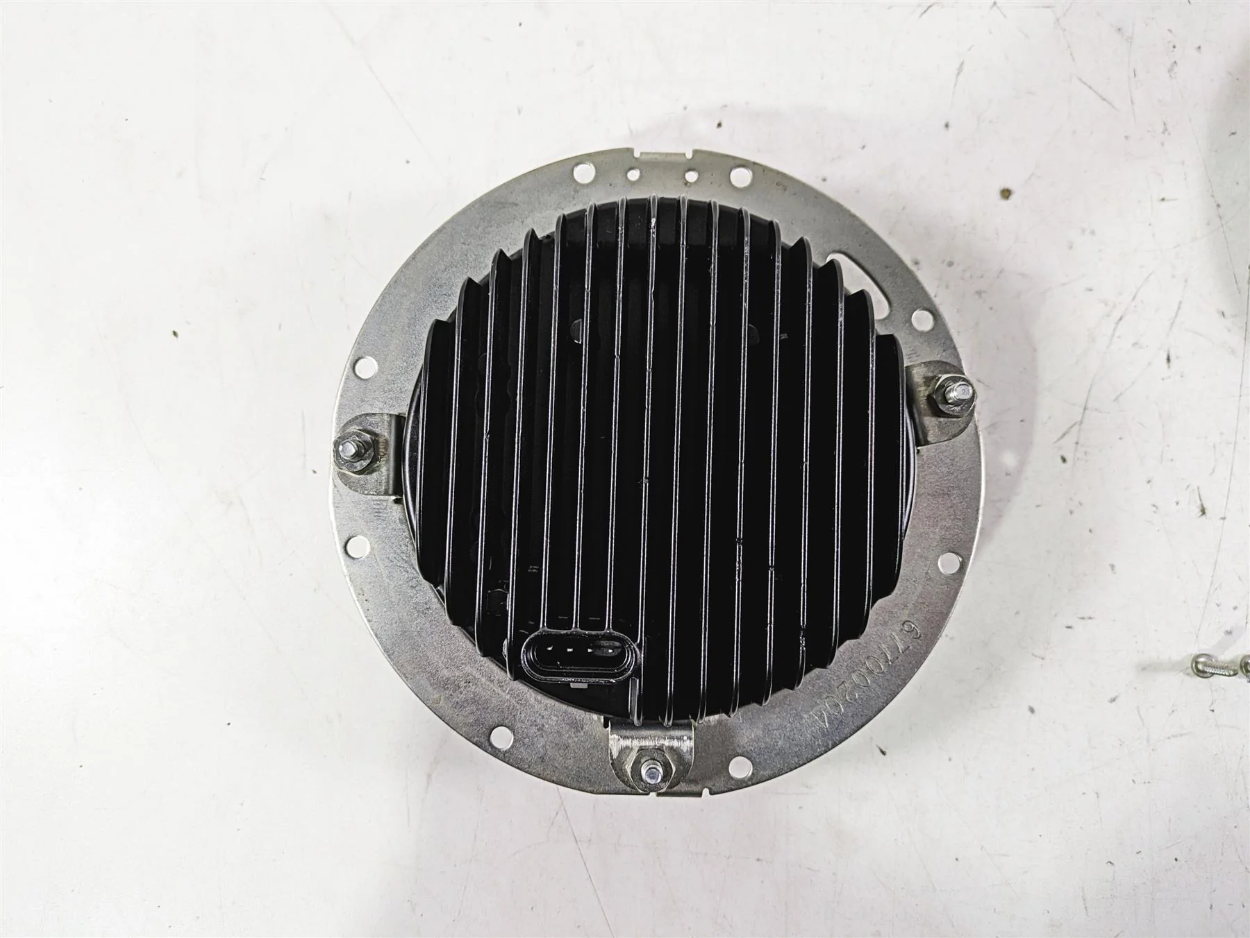 2015 Harley Touring FLHXS Street Glide Daymaker Headlight Head Light 67700249 - Image 10