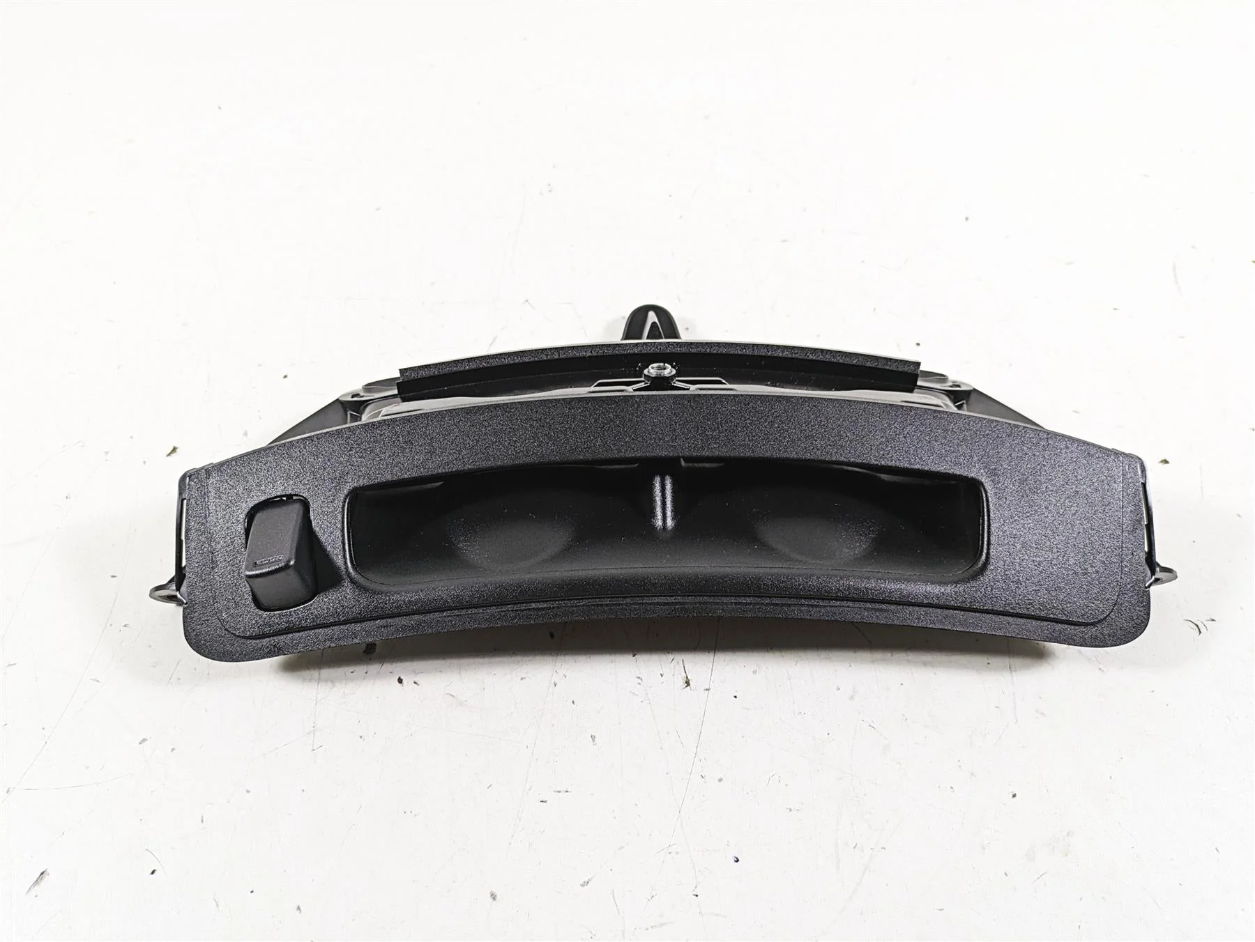 2015 Harley Touring FLHXS Street Glide Front Air Duct Inlet Vent 29200038 - Image 9