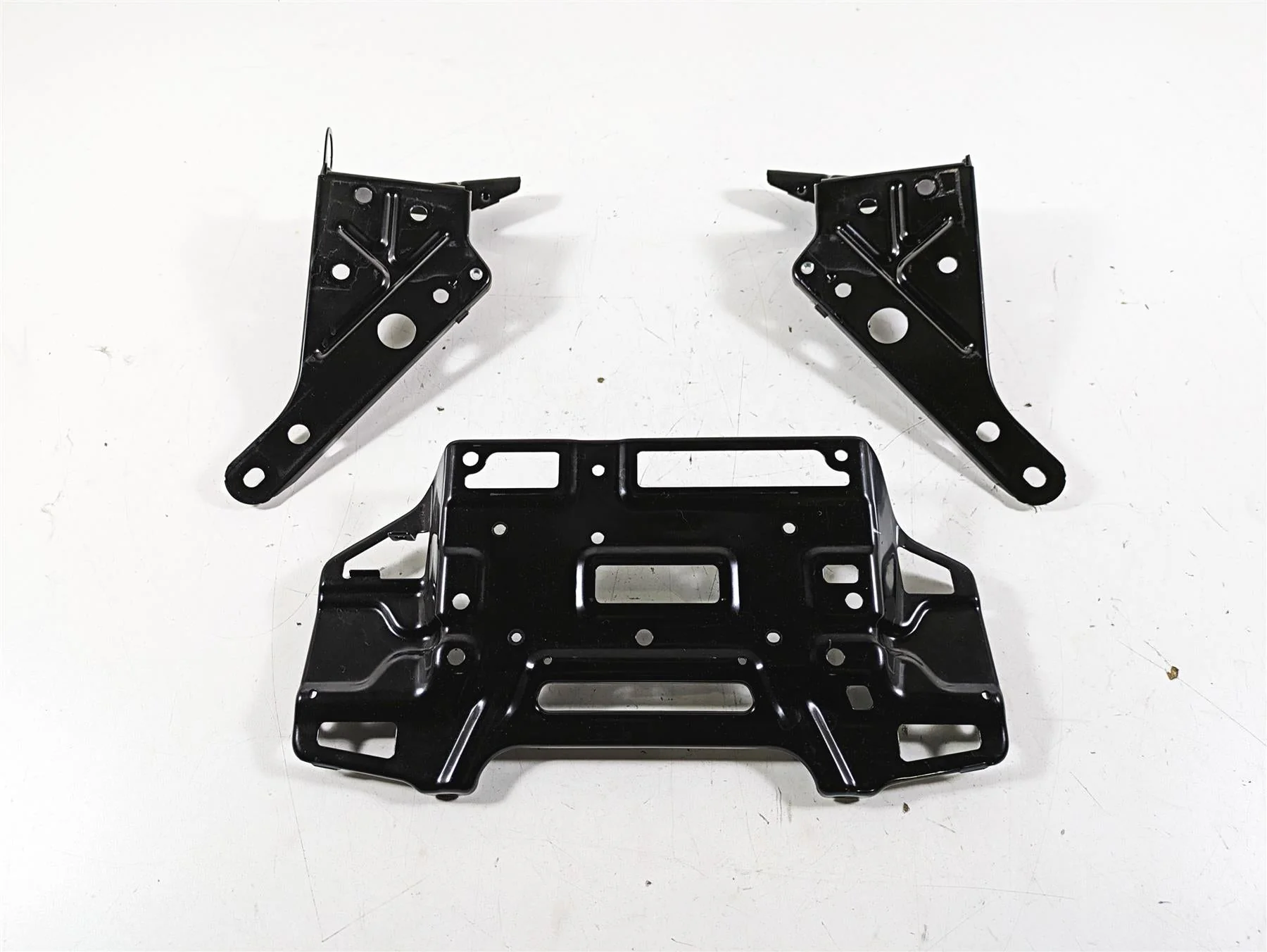 2015 Harley Touring FLHXS Street Glide Front Fairing Mounting Hardware 57000169A