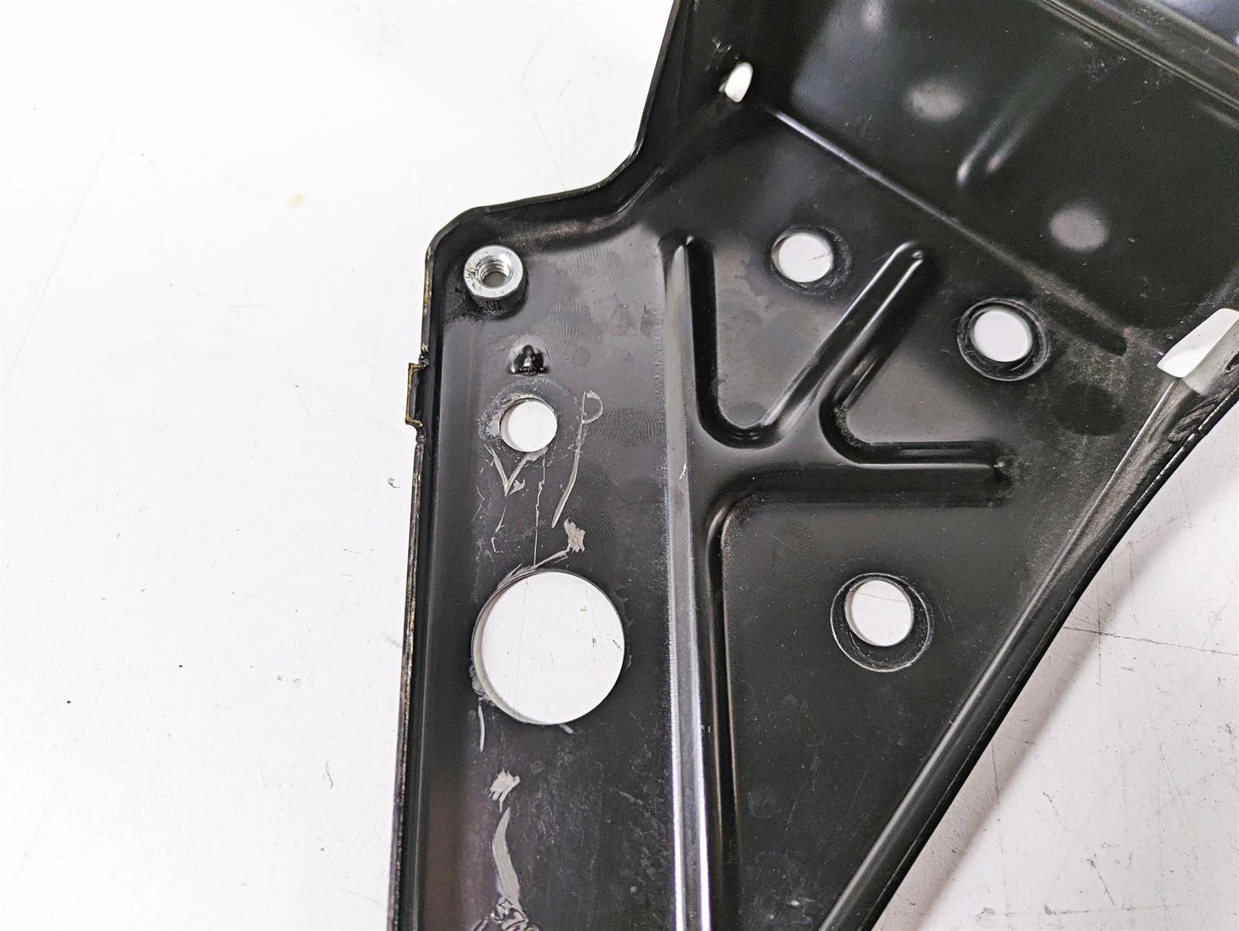 2015 Harley Touring FLHXS Street Glide Front Fairing Mounting Hardware 57000169A - Image 11